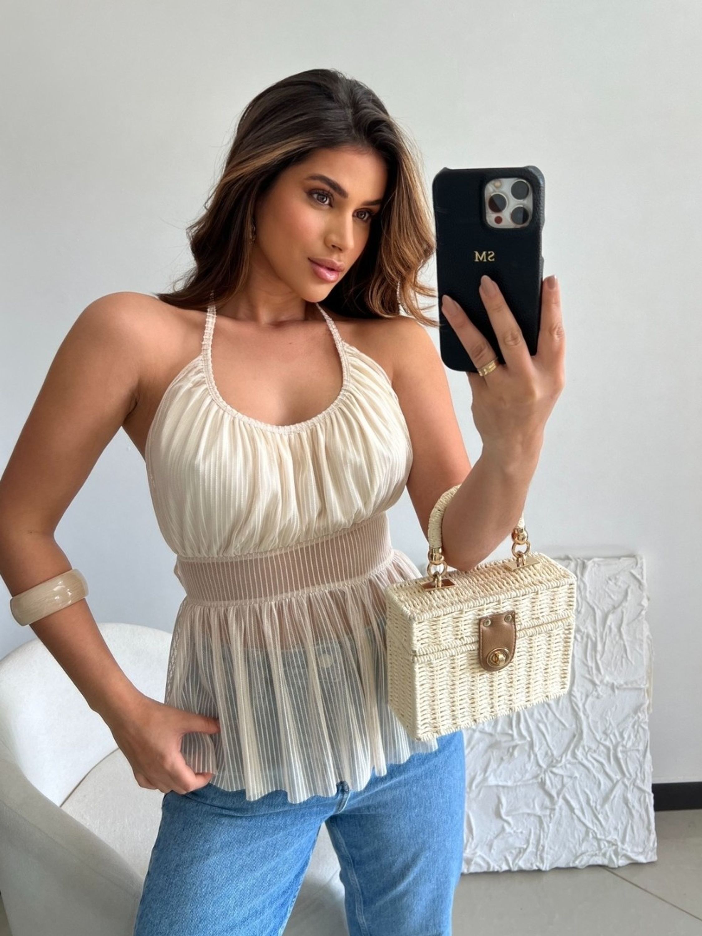 Batinha Camila com bojo