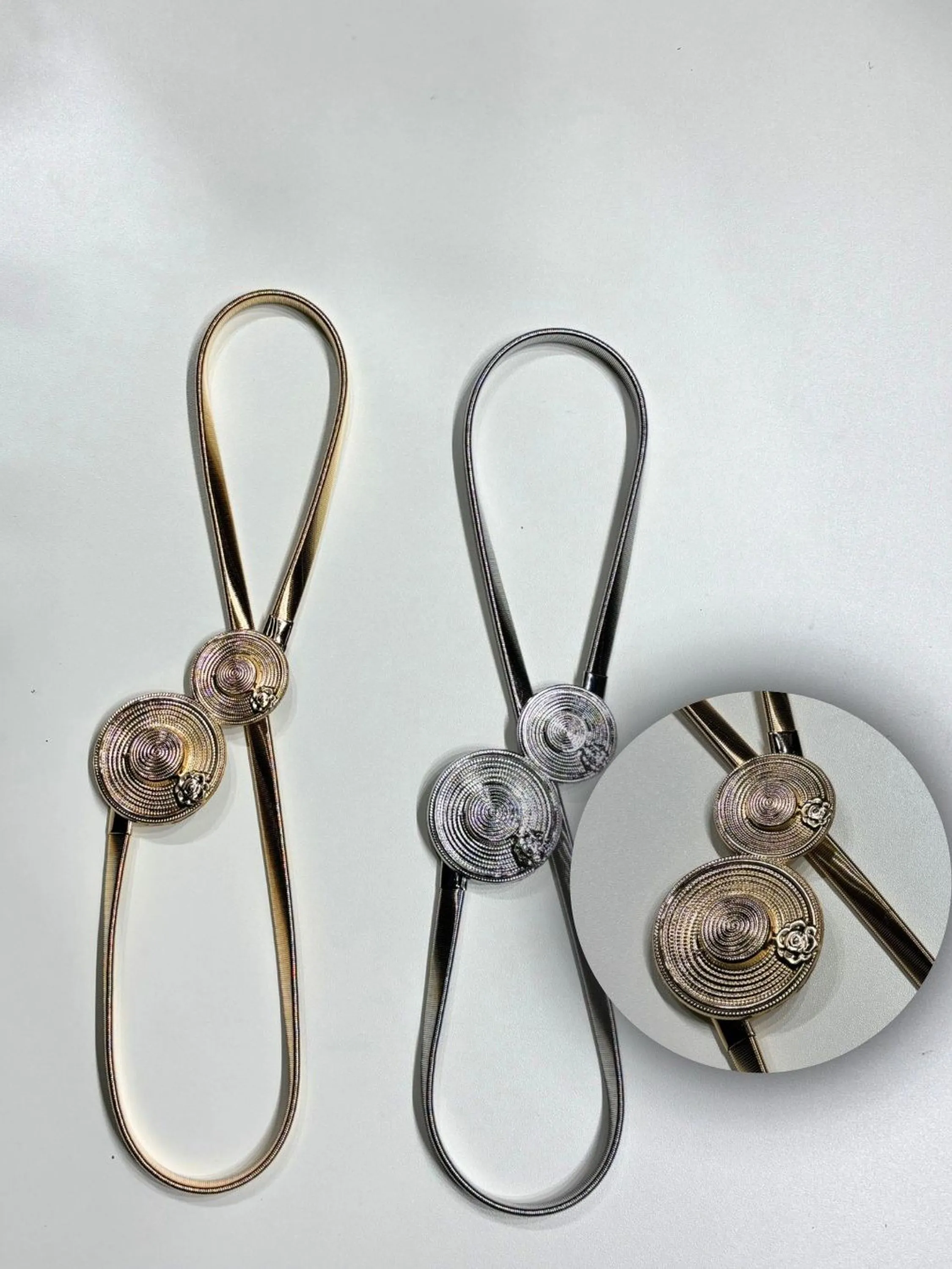 Cinto metal elástico