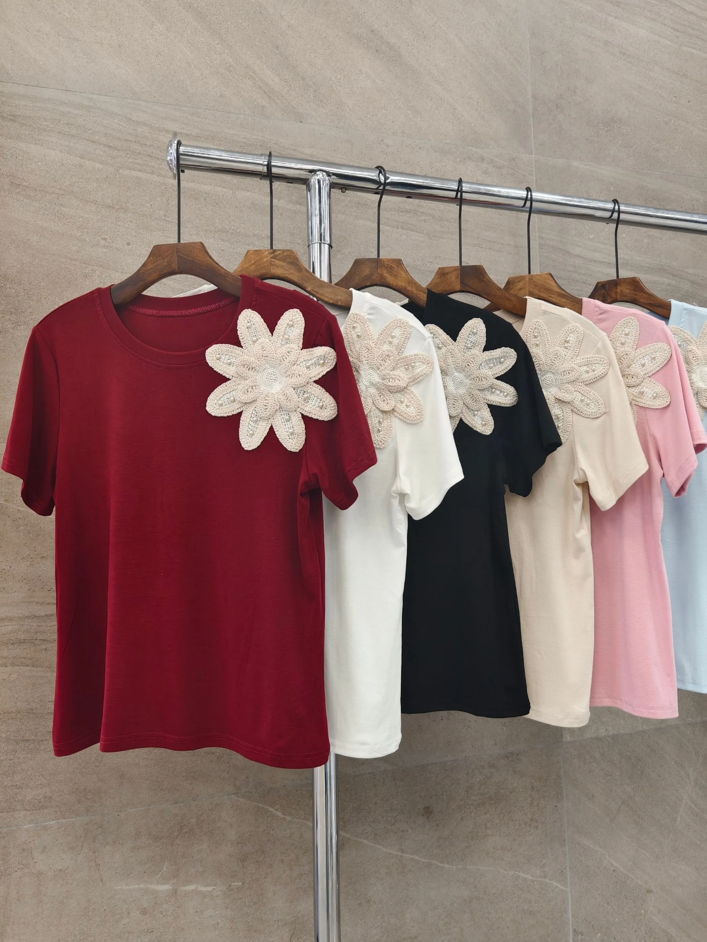 Camiseta bordado Algodão importado femininas modas TX9010