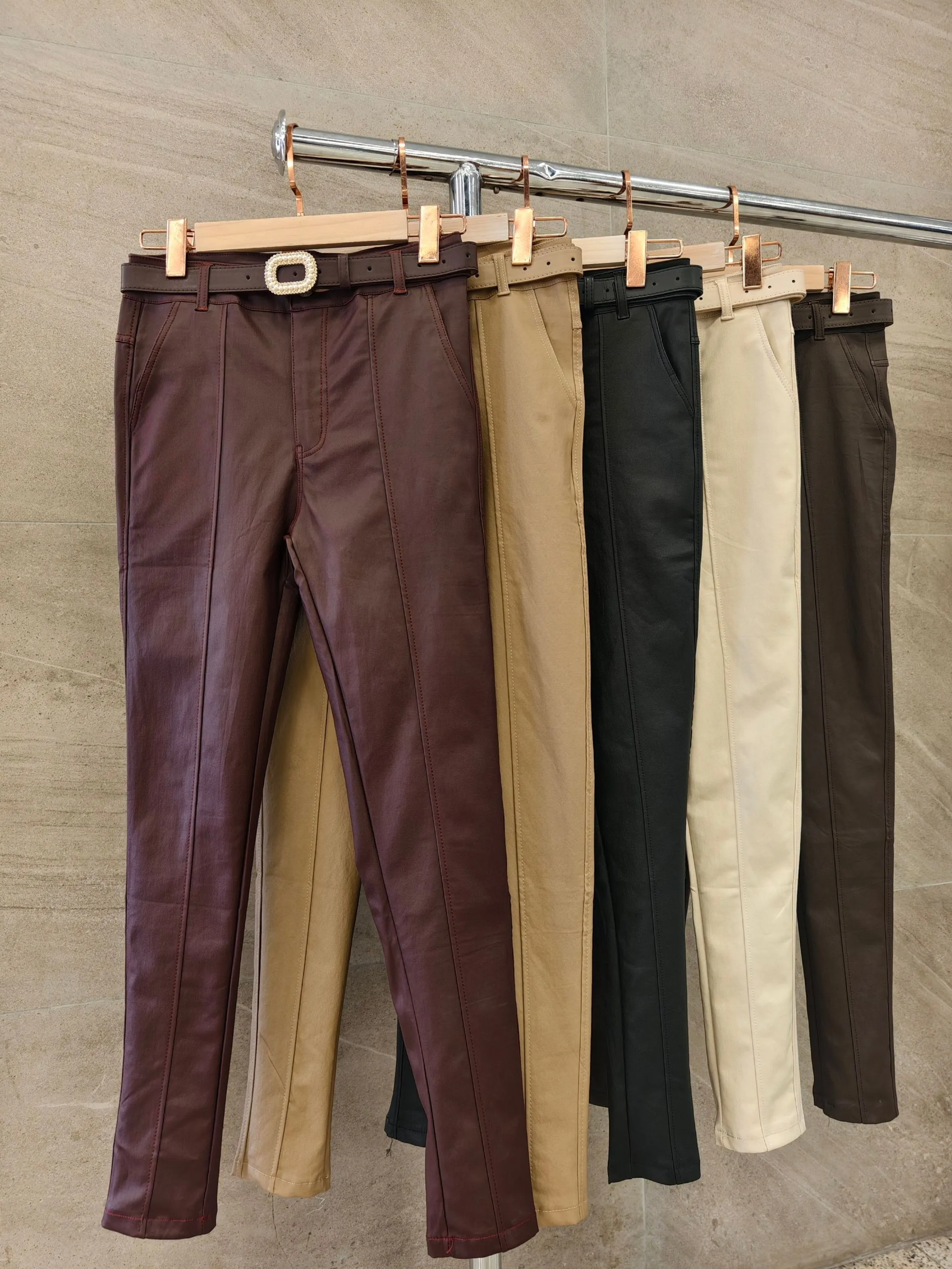 Calça Resinada com flanelada importado femininas T2885