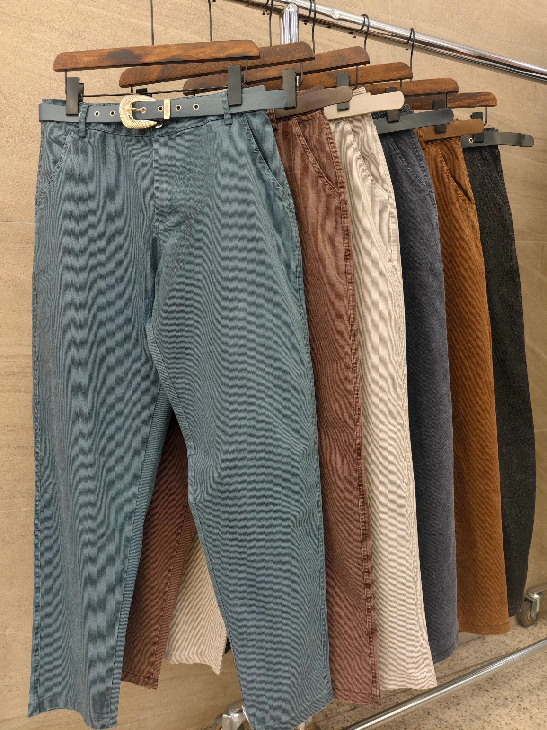 calça Veludo cotelê com Elastano  femininas modas A61