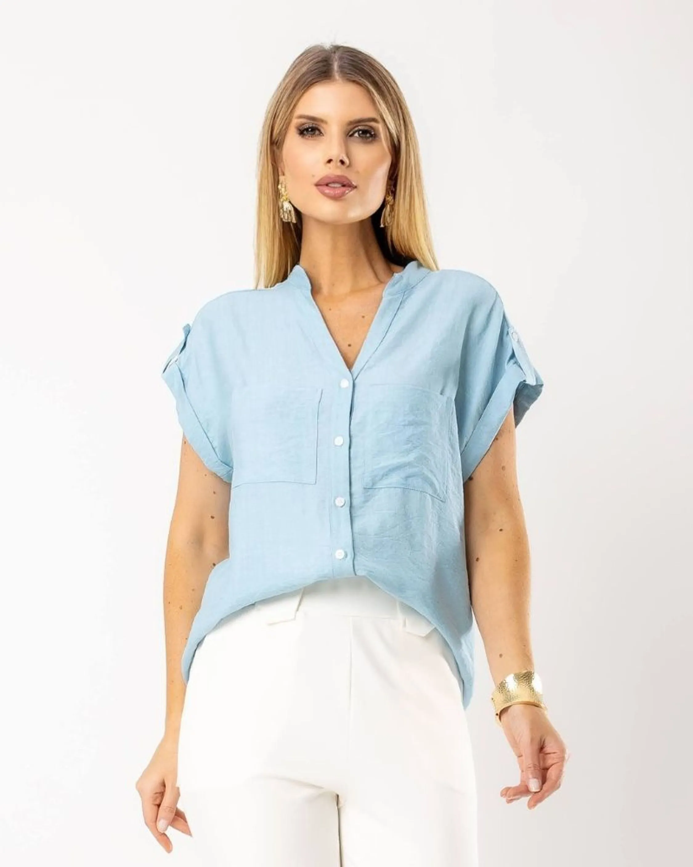 CAMISA DE MANGA CURTA COM BOLSOS RAYON ARUBA AZUL CLARO