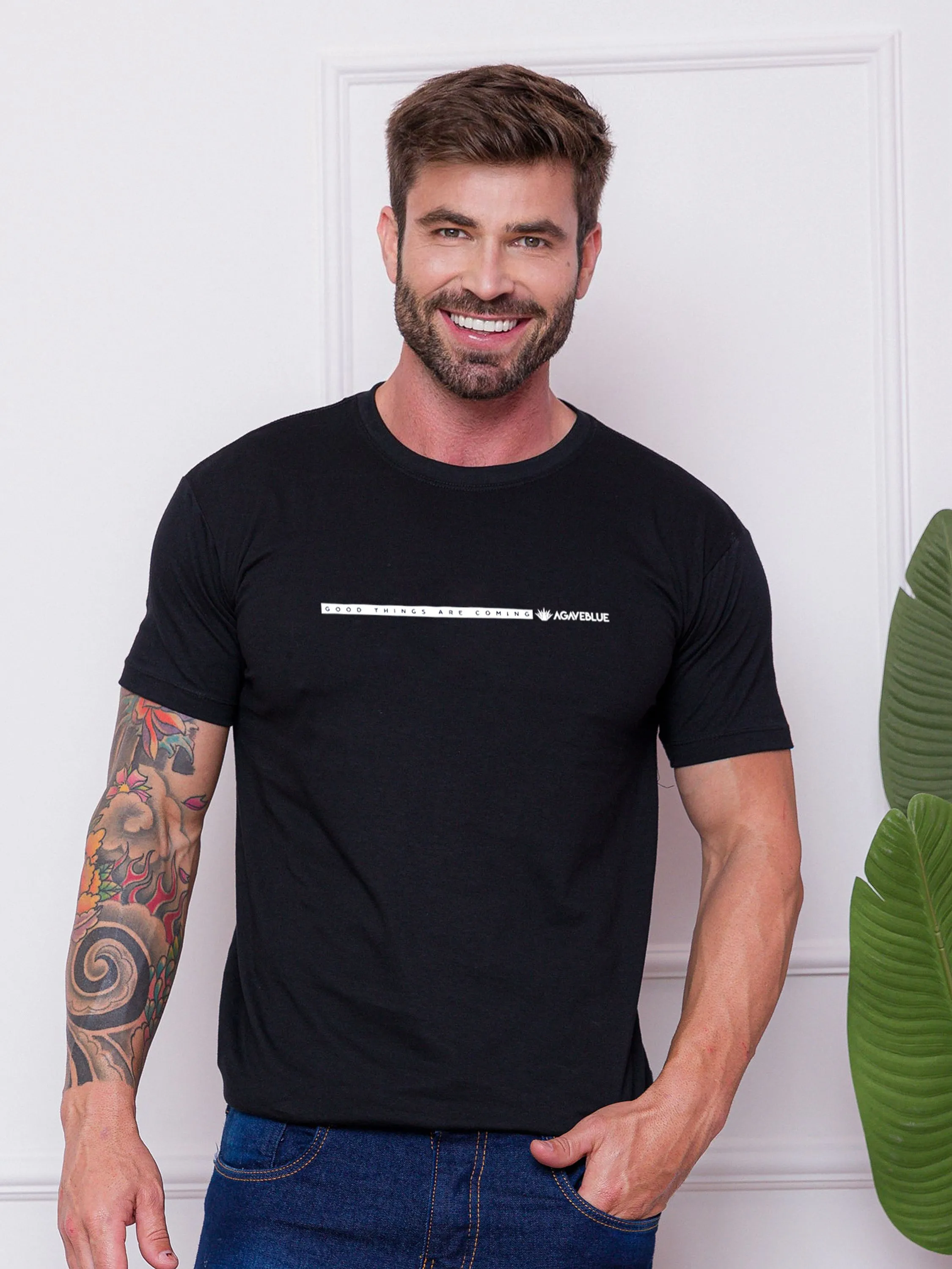 Camiseta Masculina GOOD THINGS ARE COMING Simples Estampada