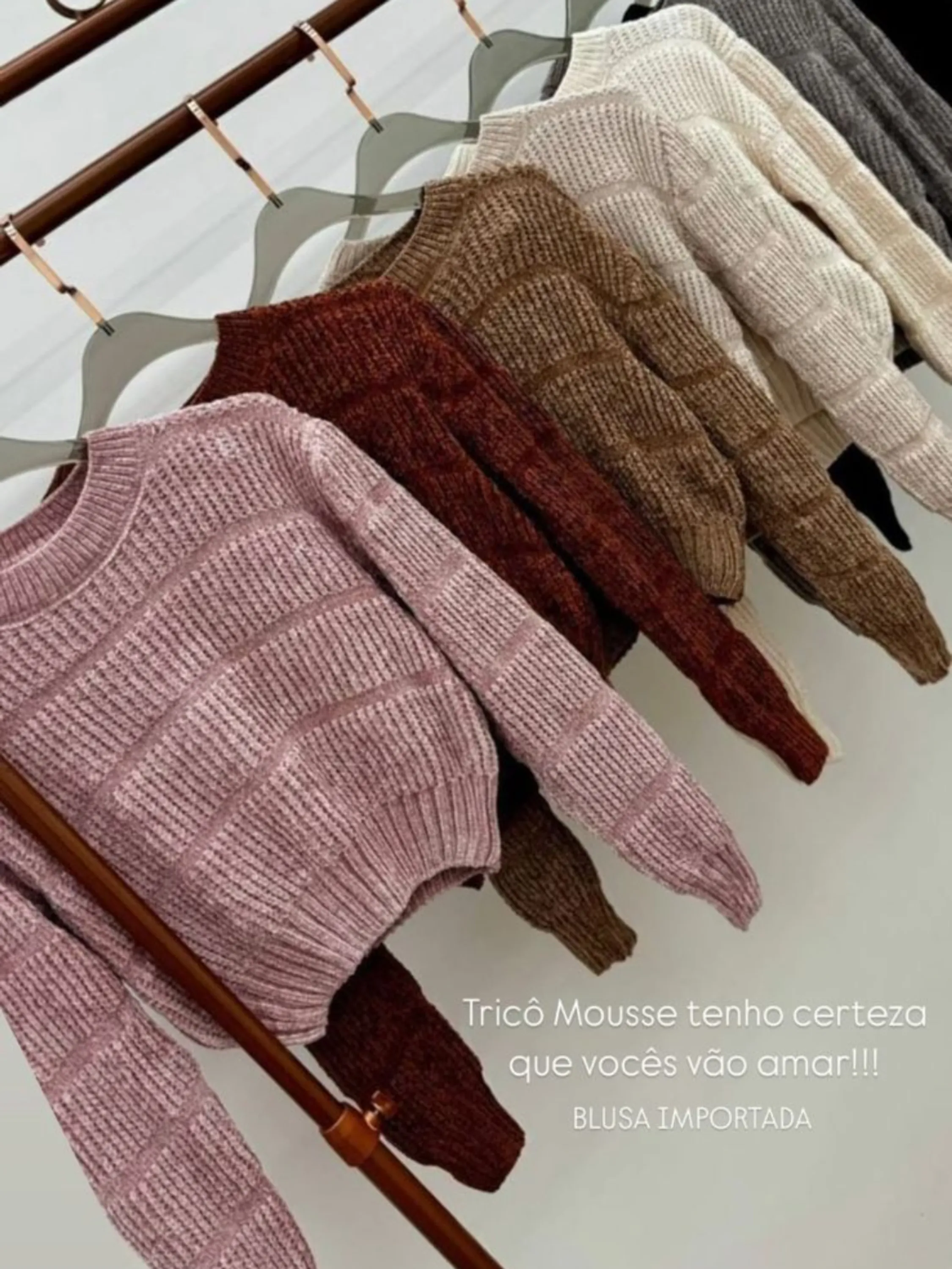 Blusa tricô mousse.