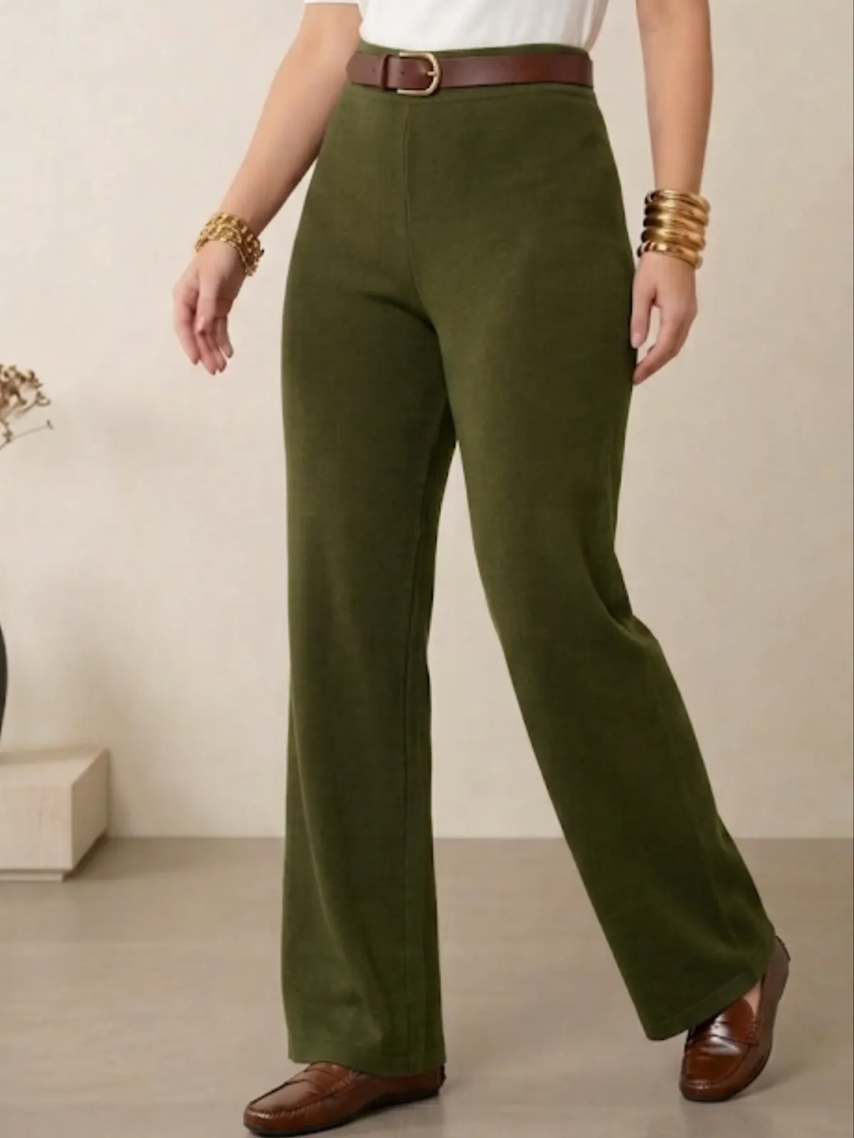 Calça tricô modal.