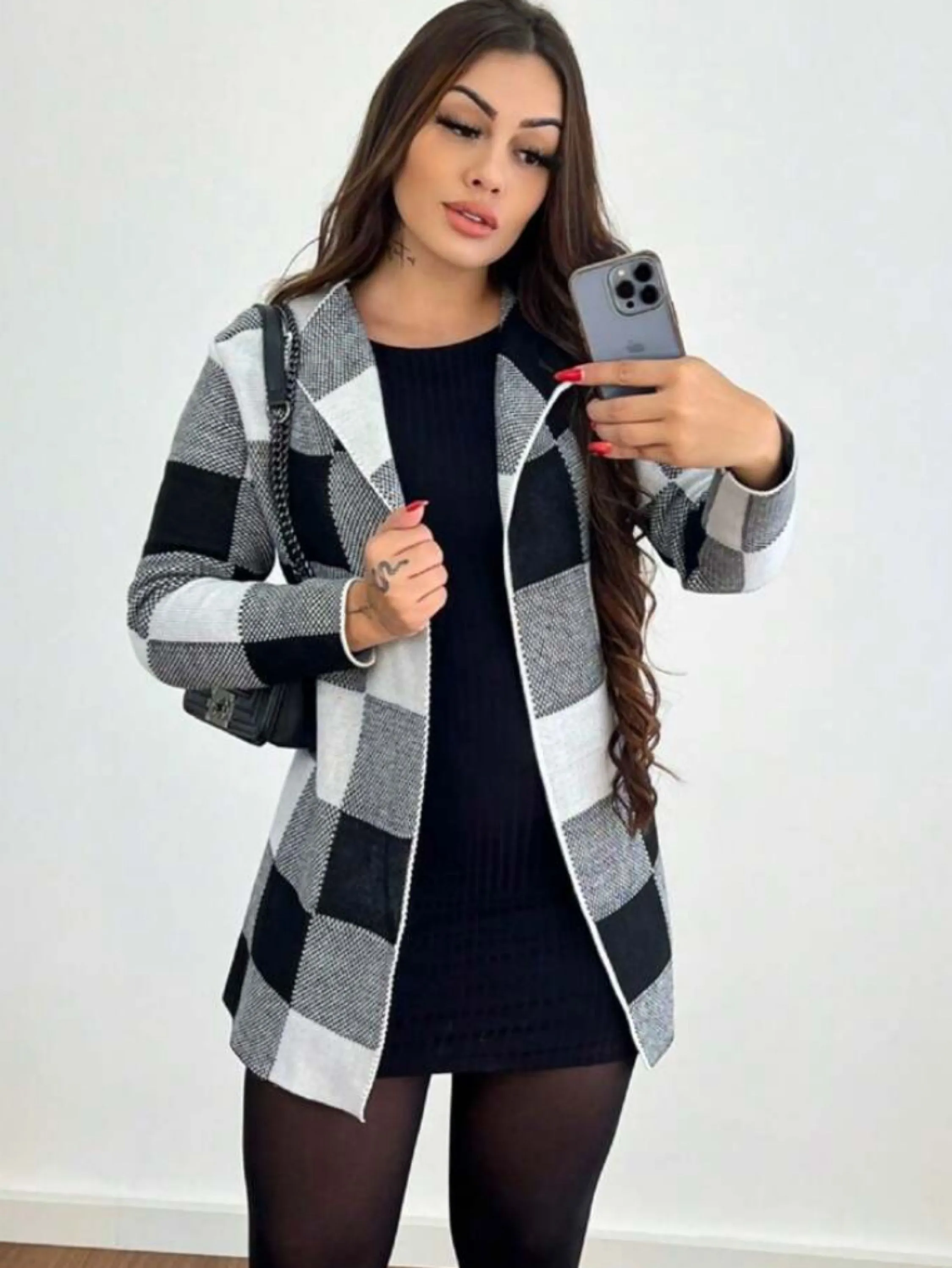 Casaco comprido xadrez fashionista