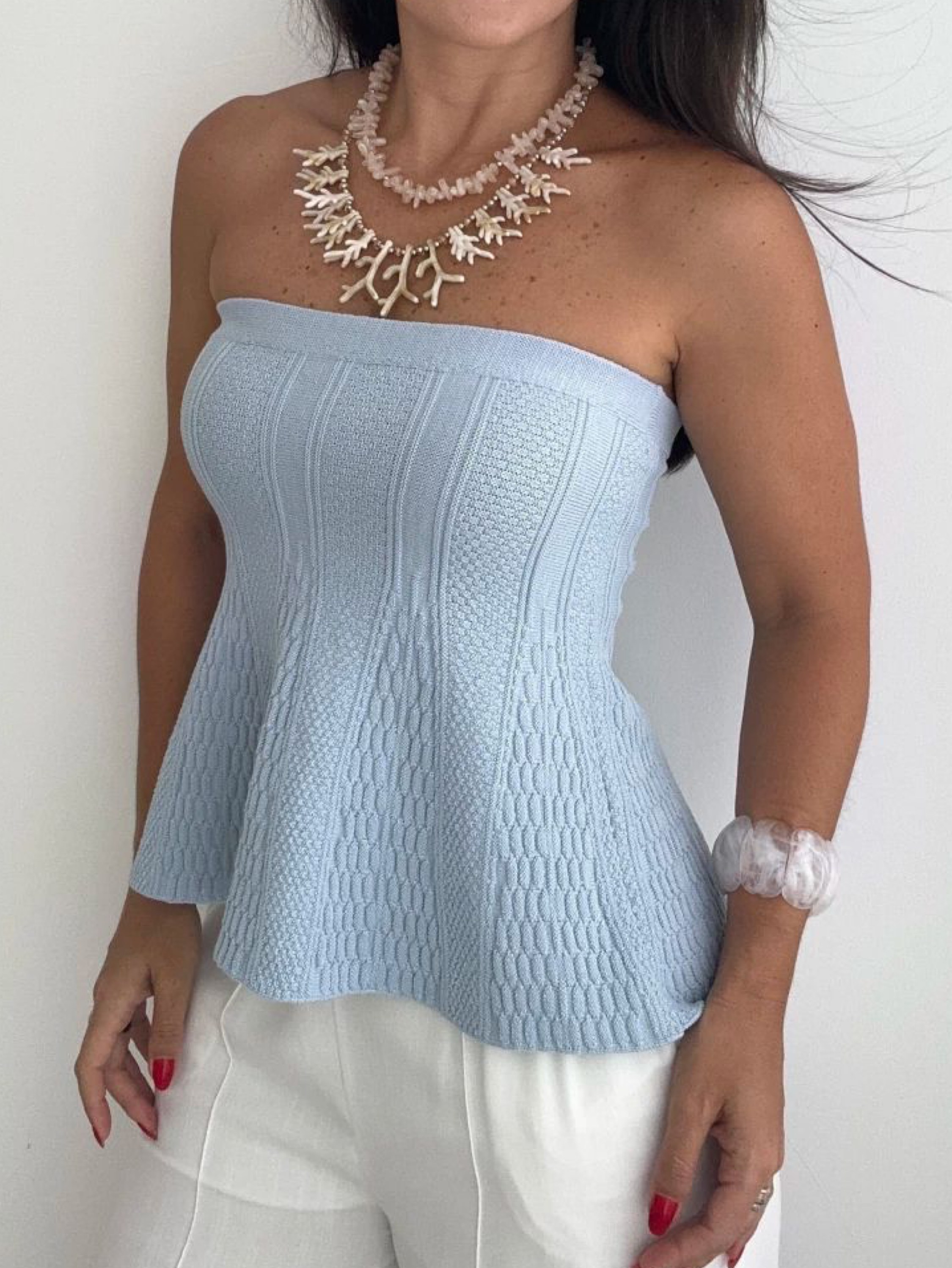 Blusa tomara que caia peplum