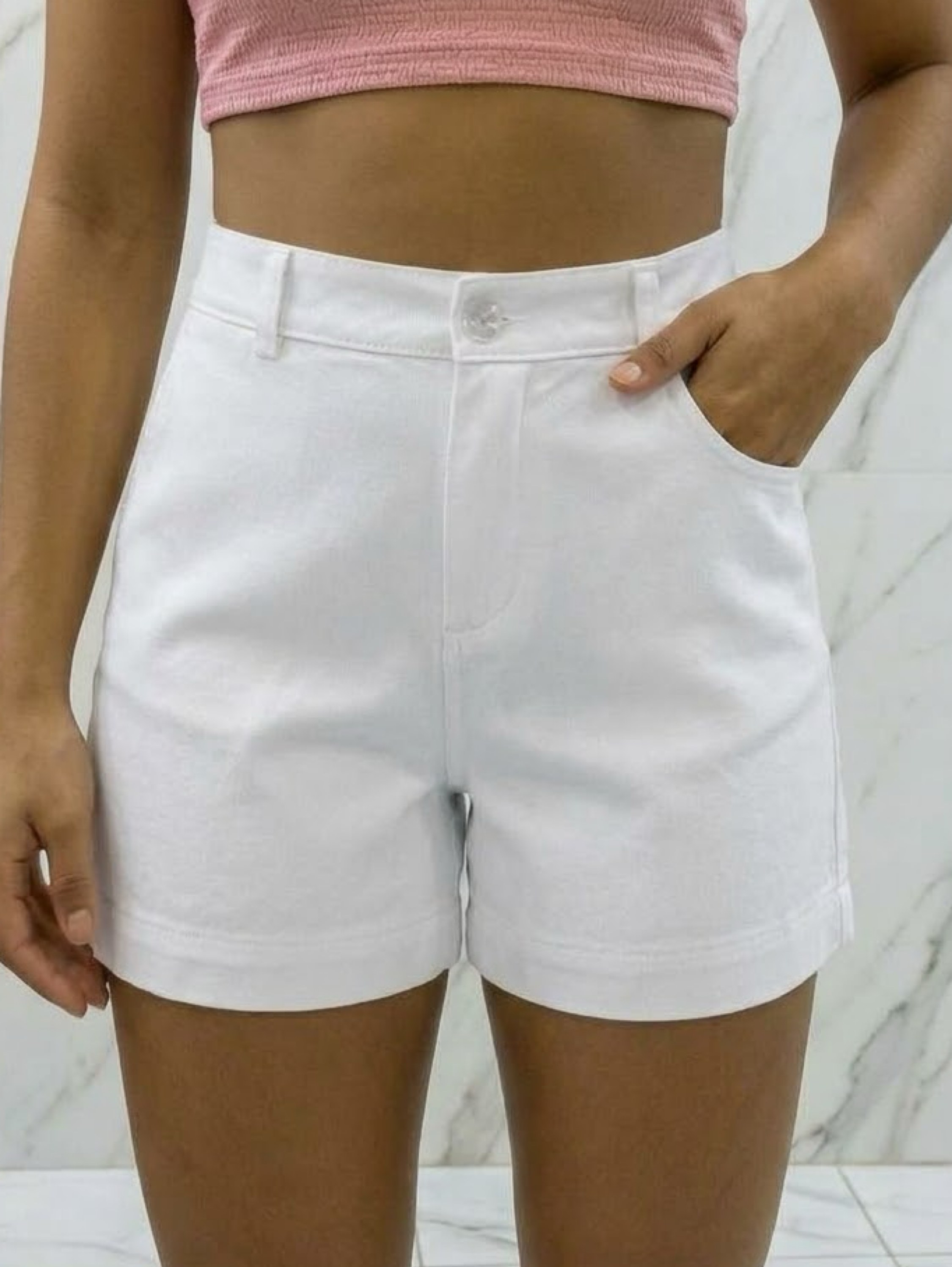 Short alfaiataria marrante com forro