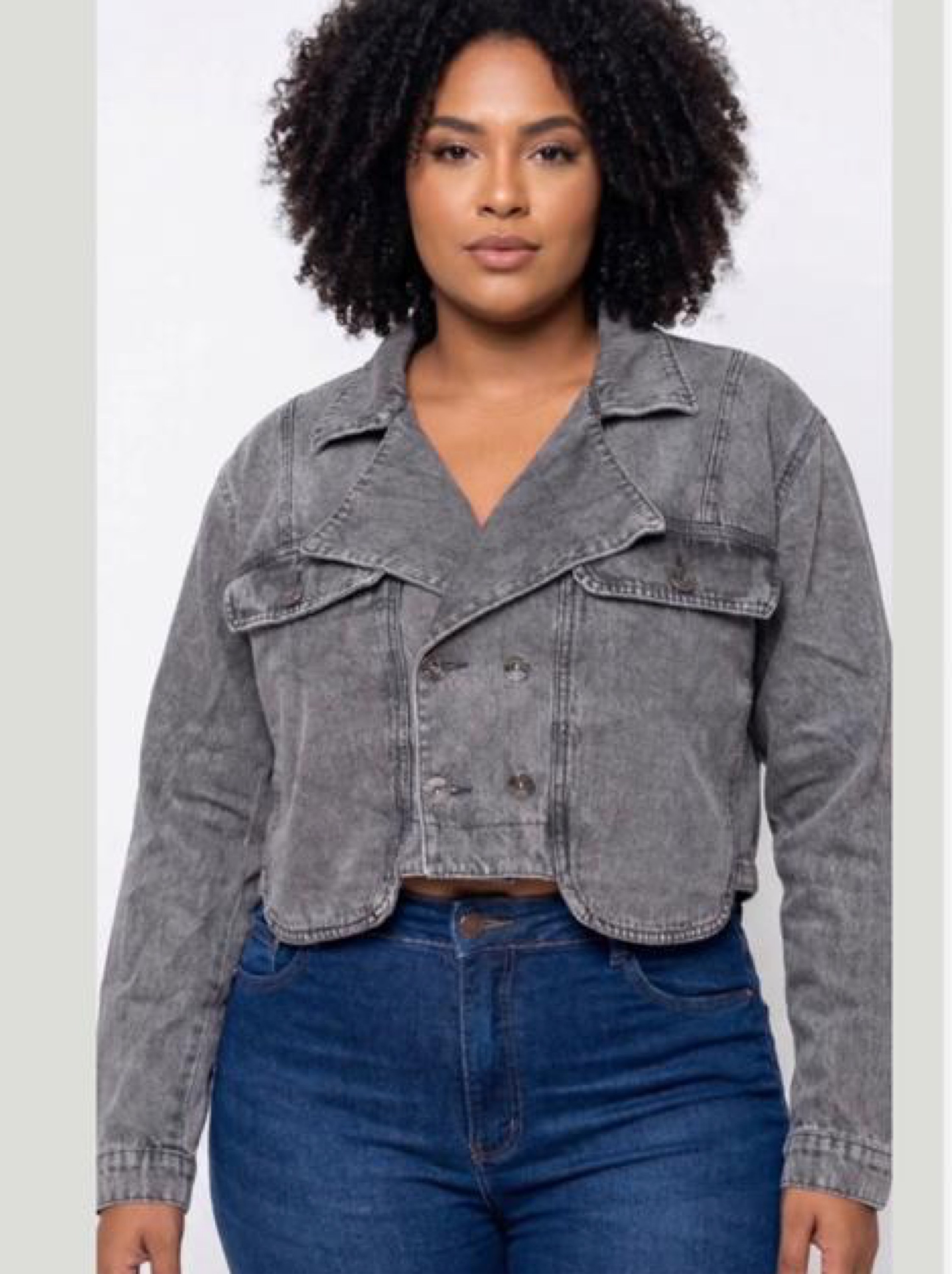 Jaqueta plus size feminina