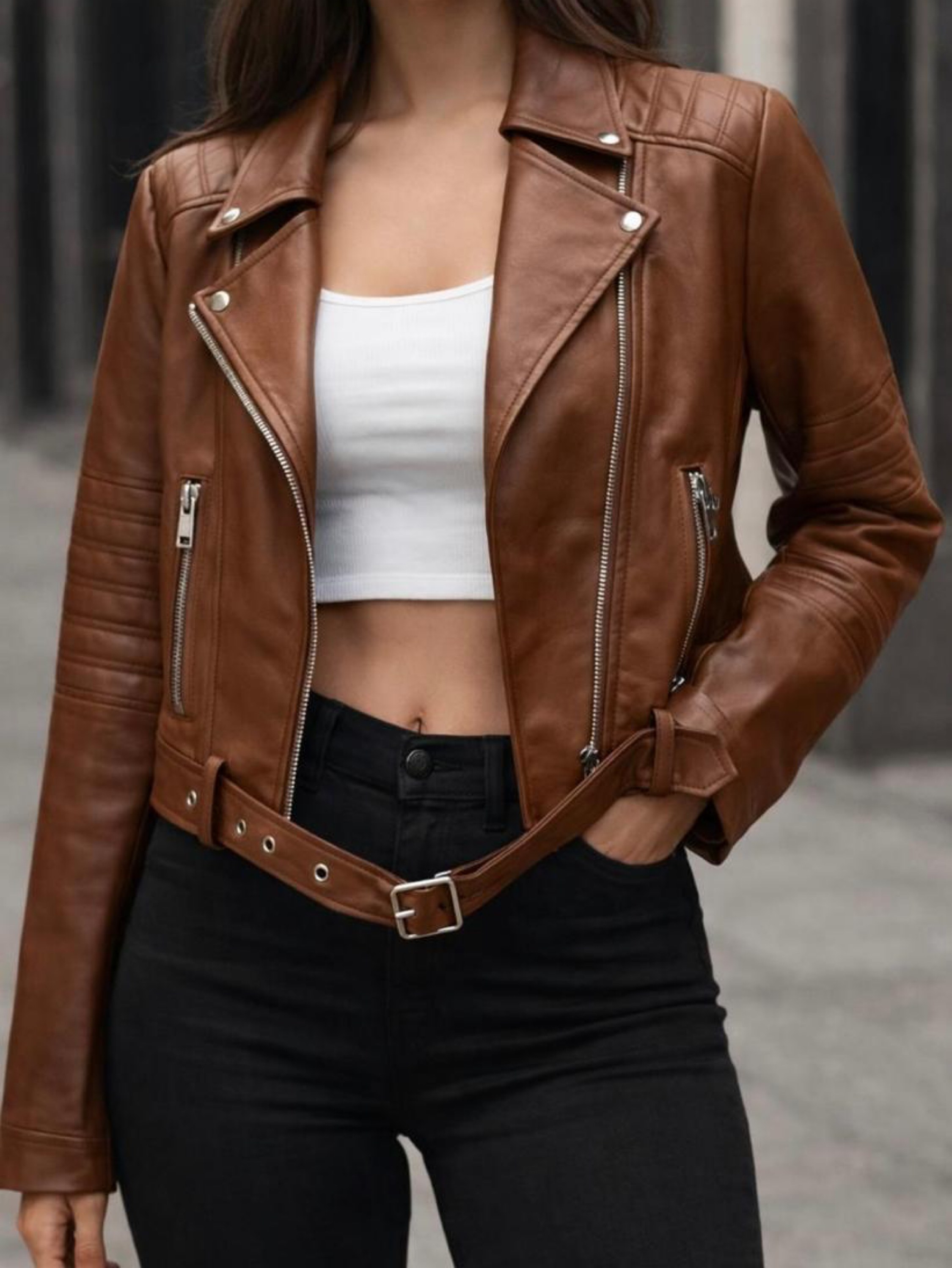 Jaqueta couro Feminina com cinto