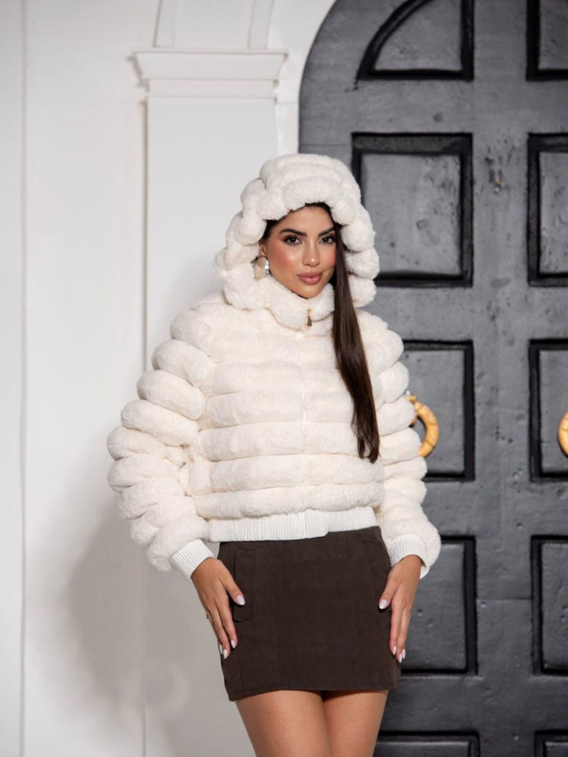 Jaqueta puffer de pelo