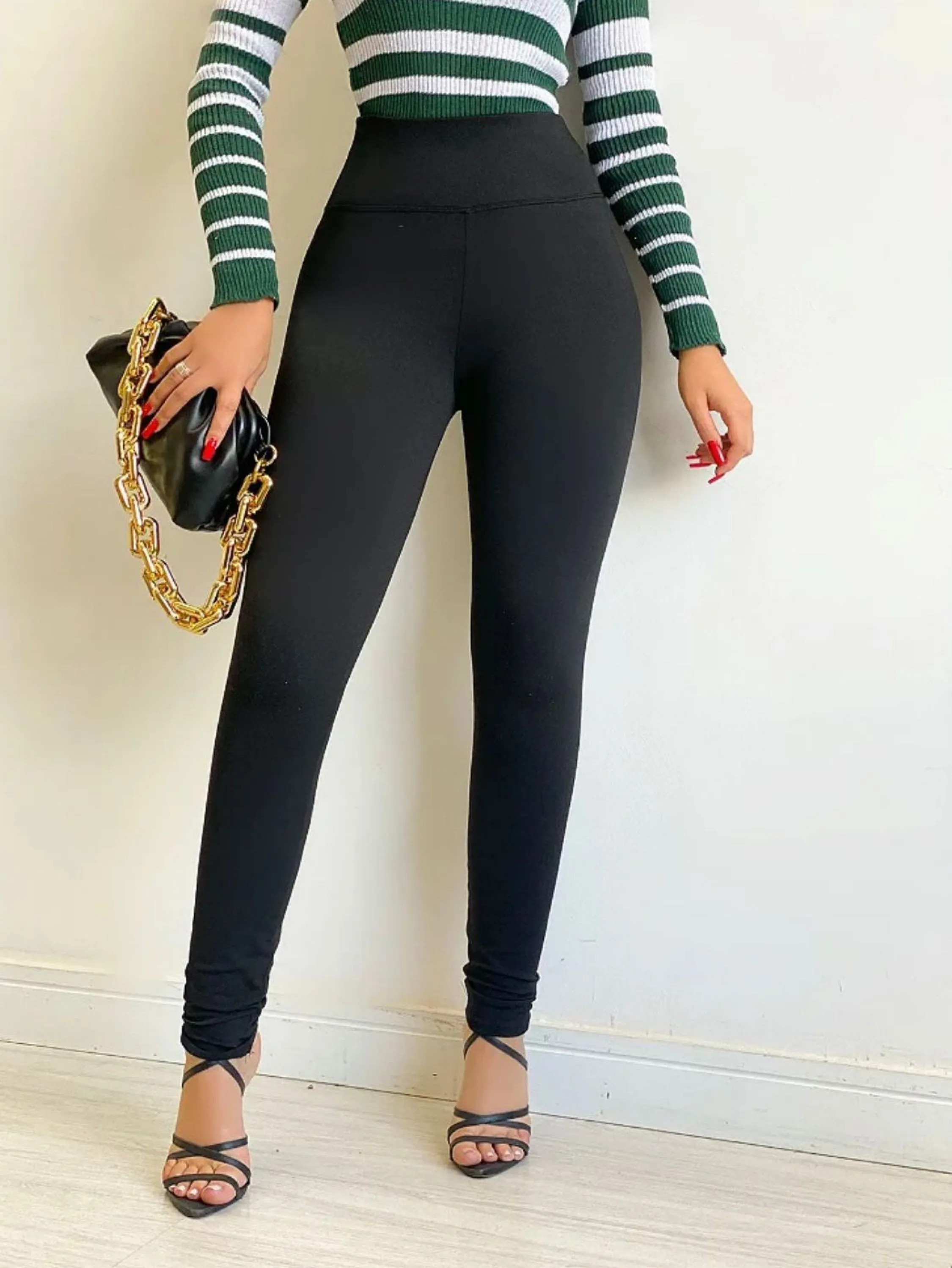 CALÇA LEGGING FLANELADA MONTARIA