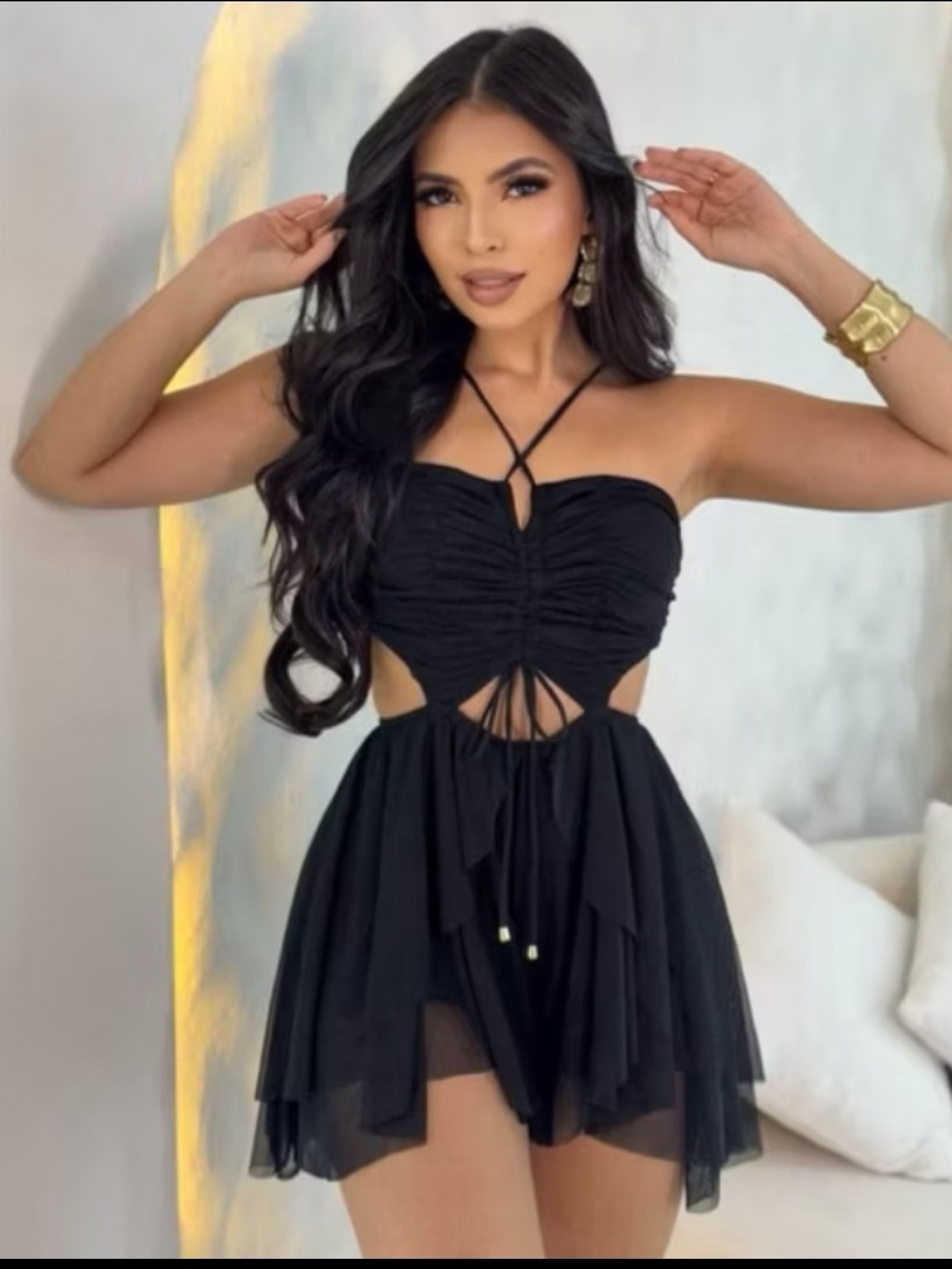 Vestido macaquinho tule Elegante