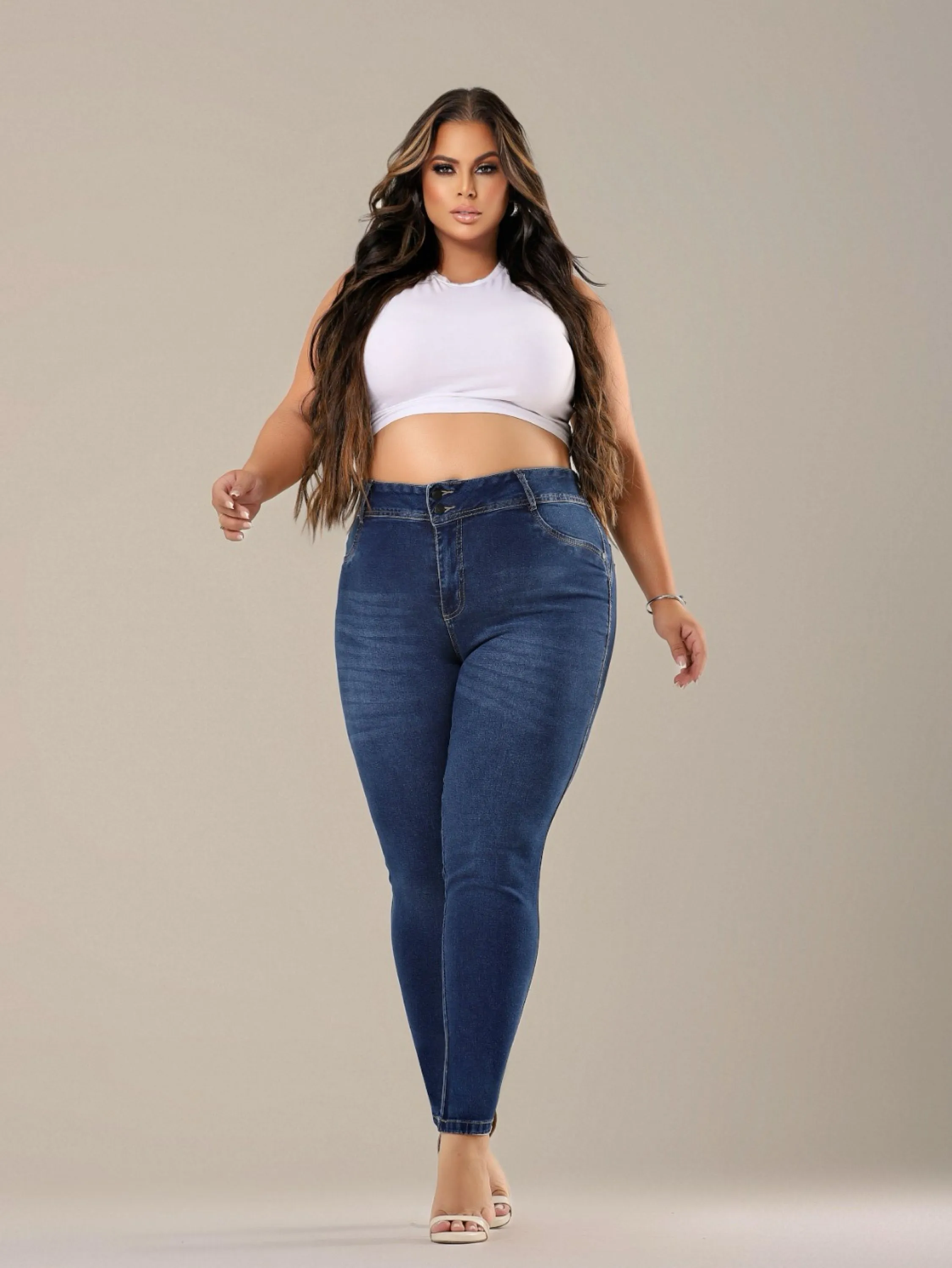 Calça feminina plus size