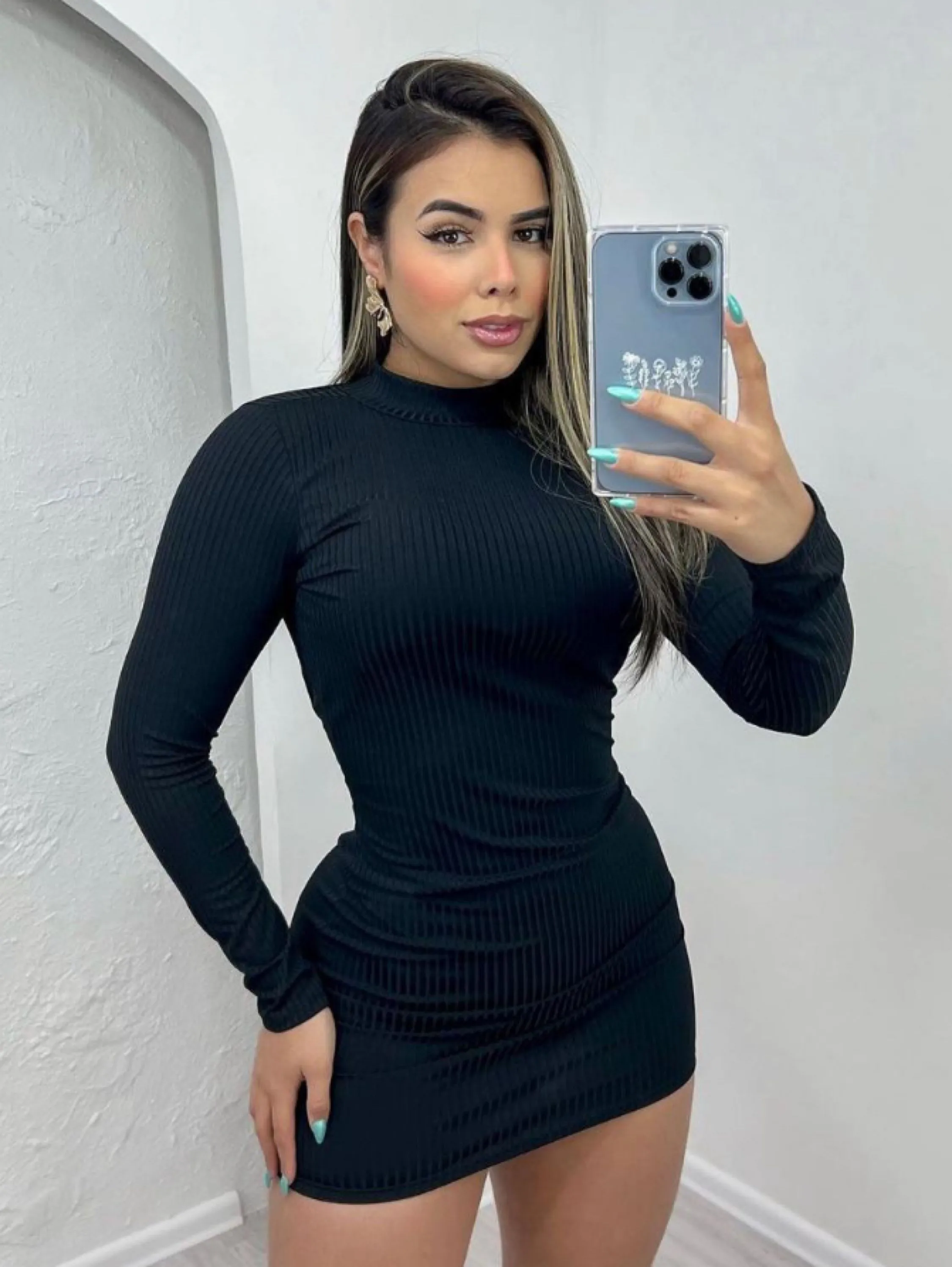 Vestido de Gola Canelado