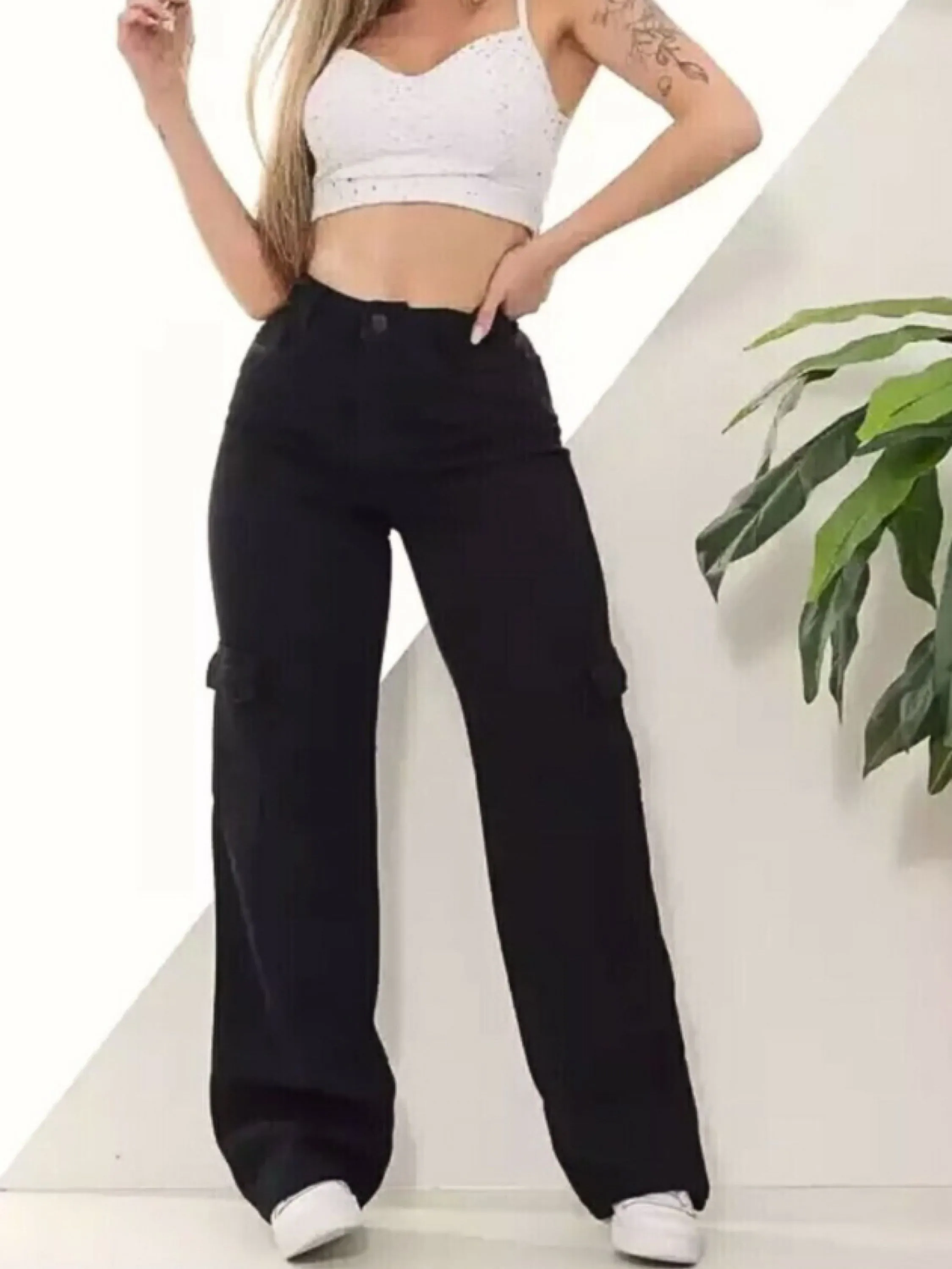 Calça Cargo com Cós Preto