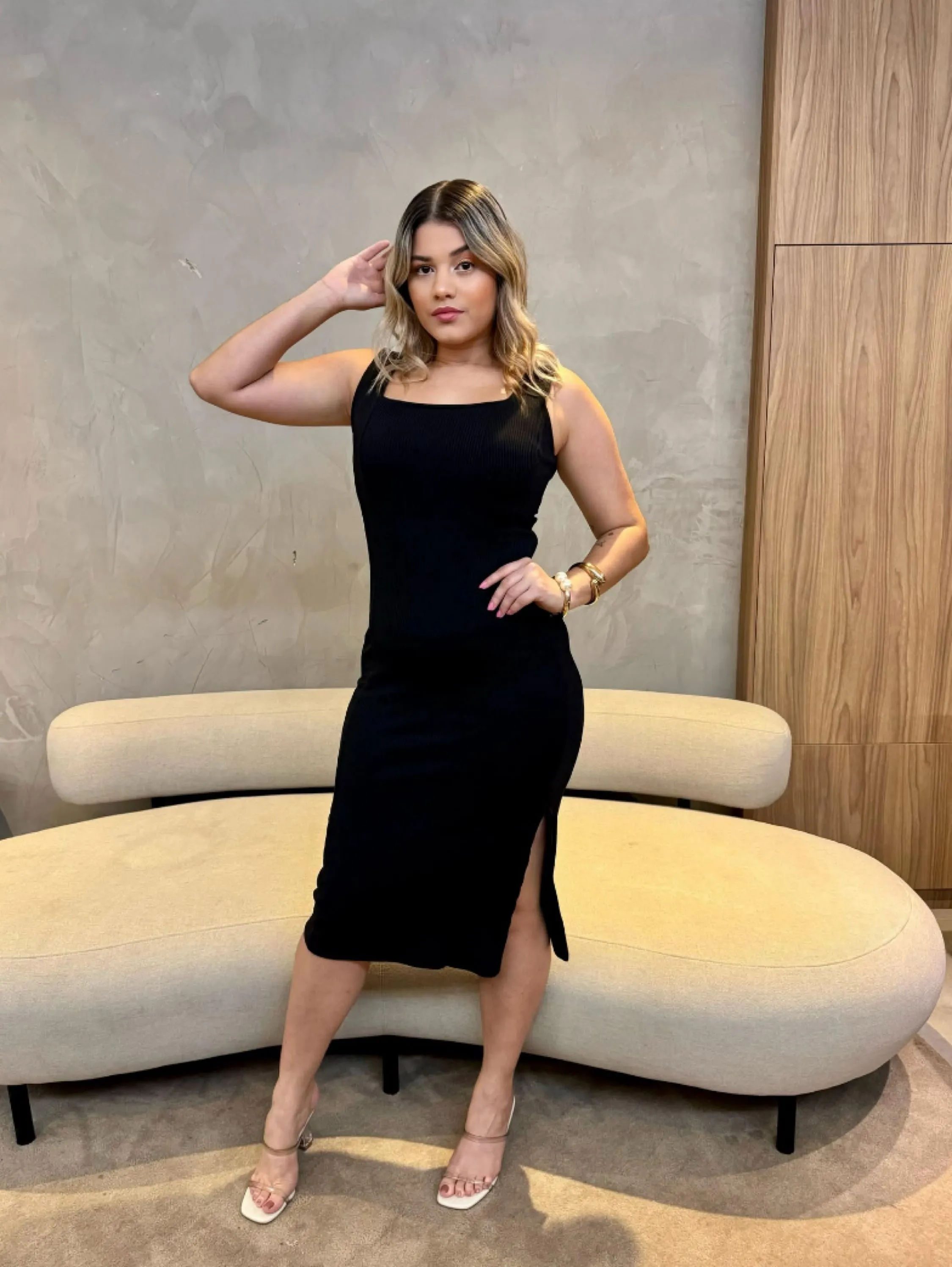 Vestido Regata Slim com Abertura Lateral