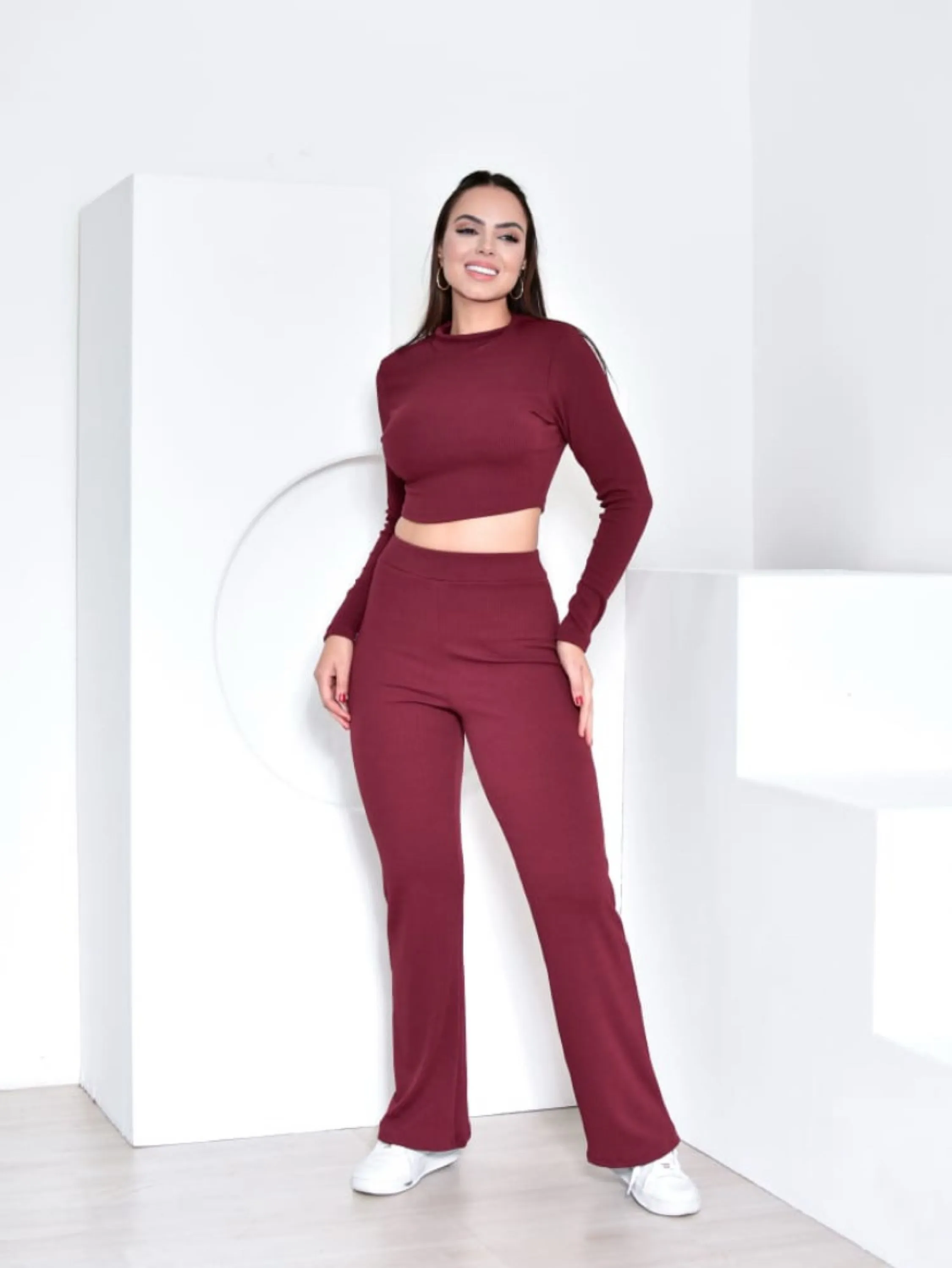 Conjunto Calça e Cropped Manga Longa