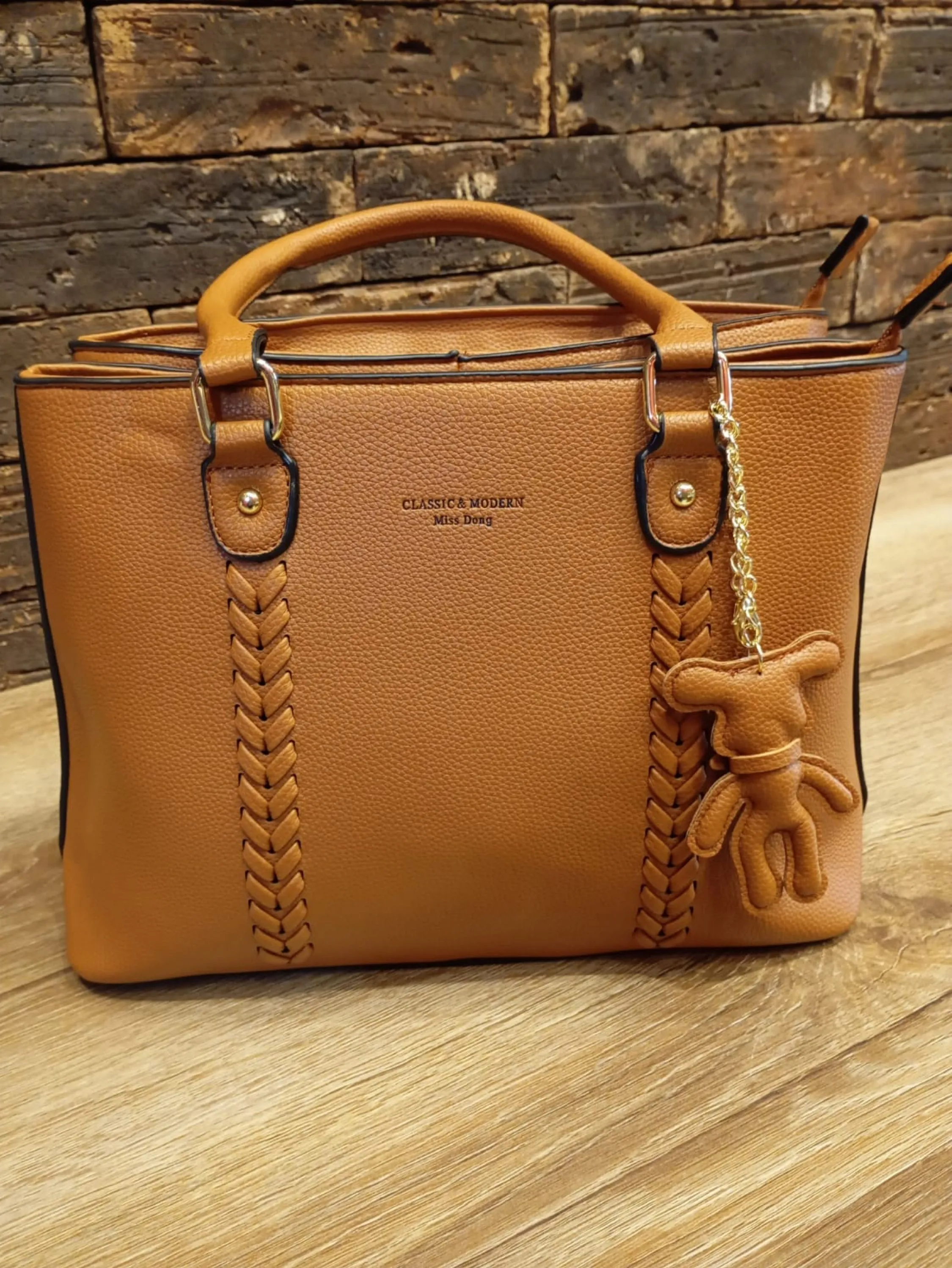 boolsa grande classica miss dong  01075