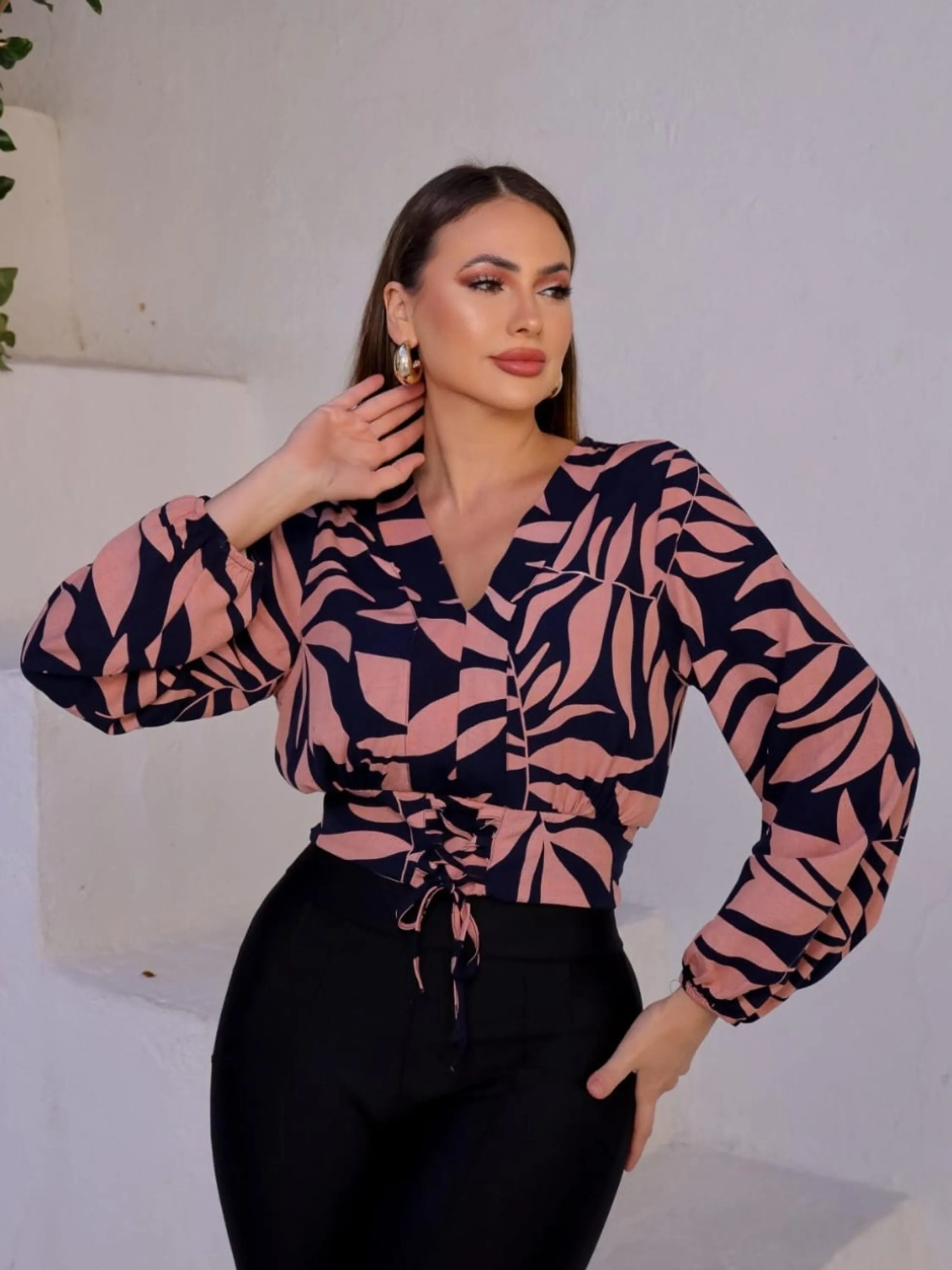 Blusa Manga Longa Acinturada