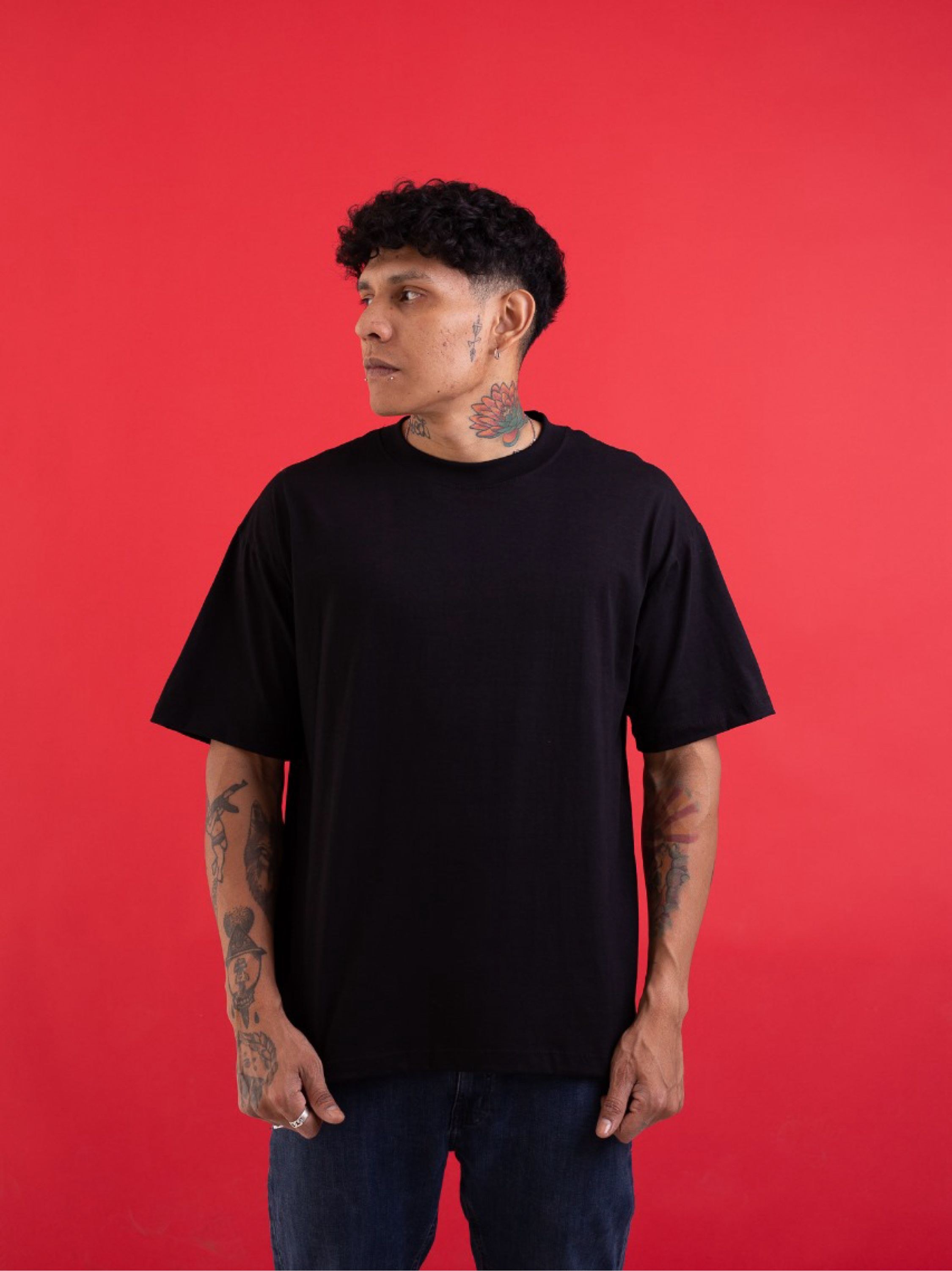 Camiseta Masculina Oversized Basica Estilo Rua Streetwear T-shirt Fio 30.1 Penteado Unissex lisa