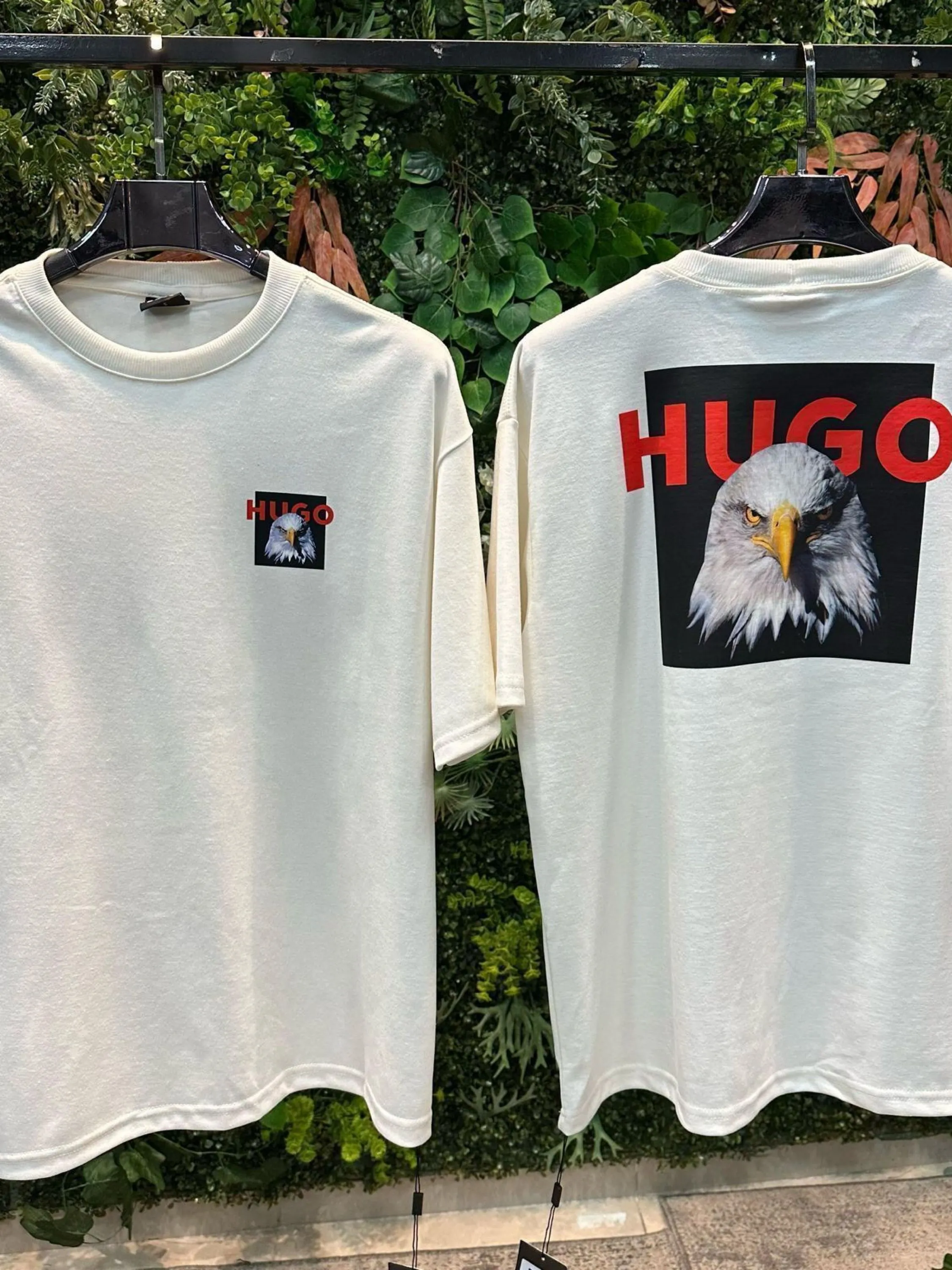 Camiseta Oversized  Pesado Hugo