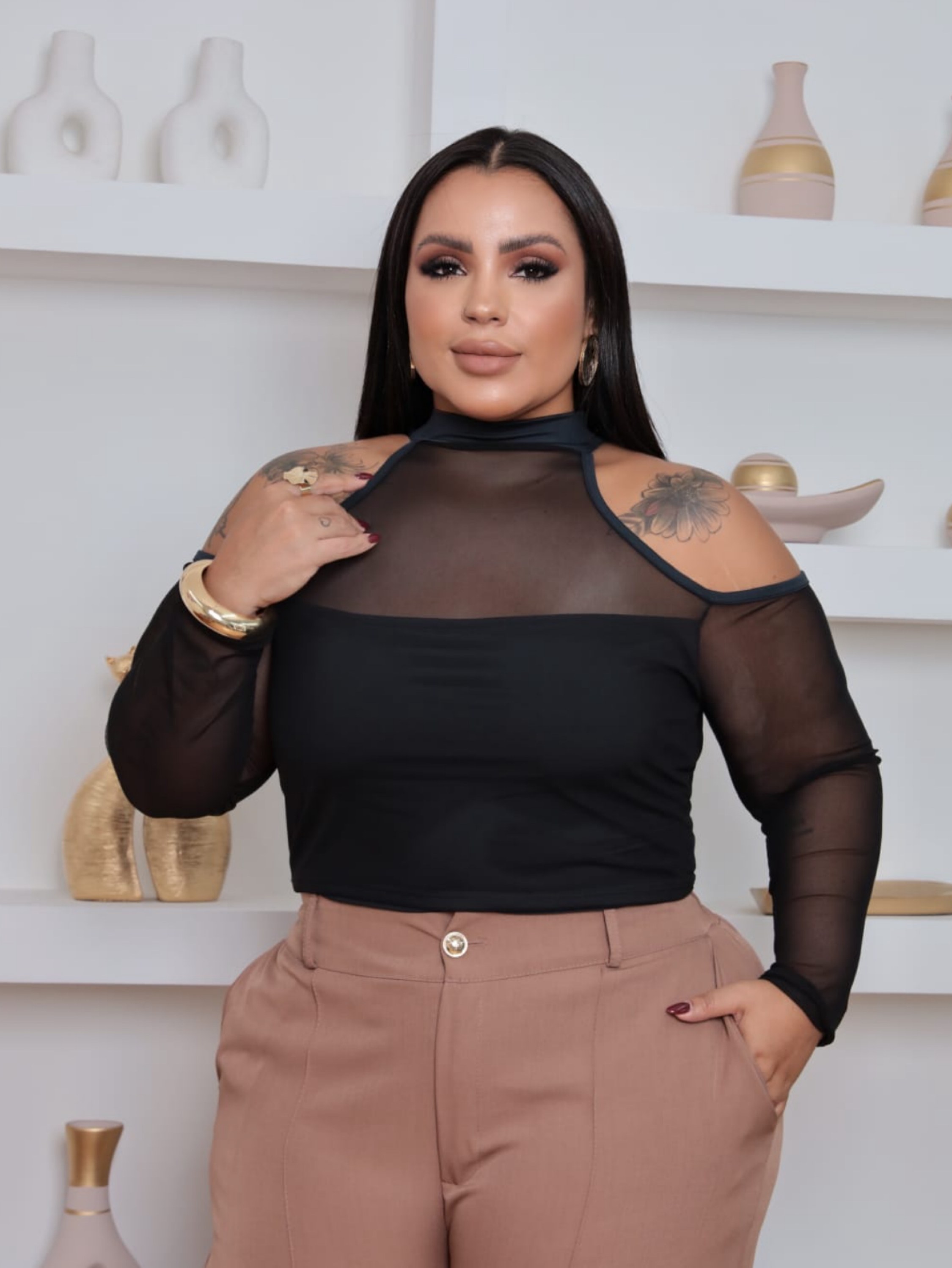 Cropped manga tule Plus Size