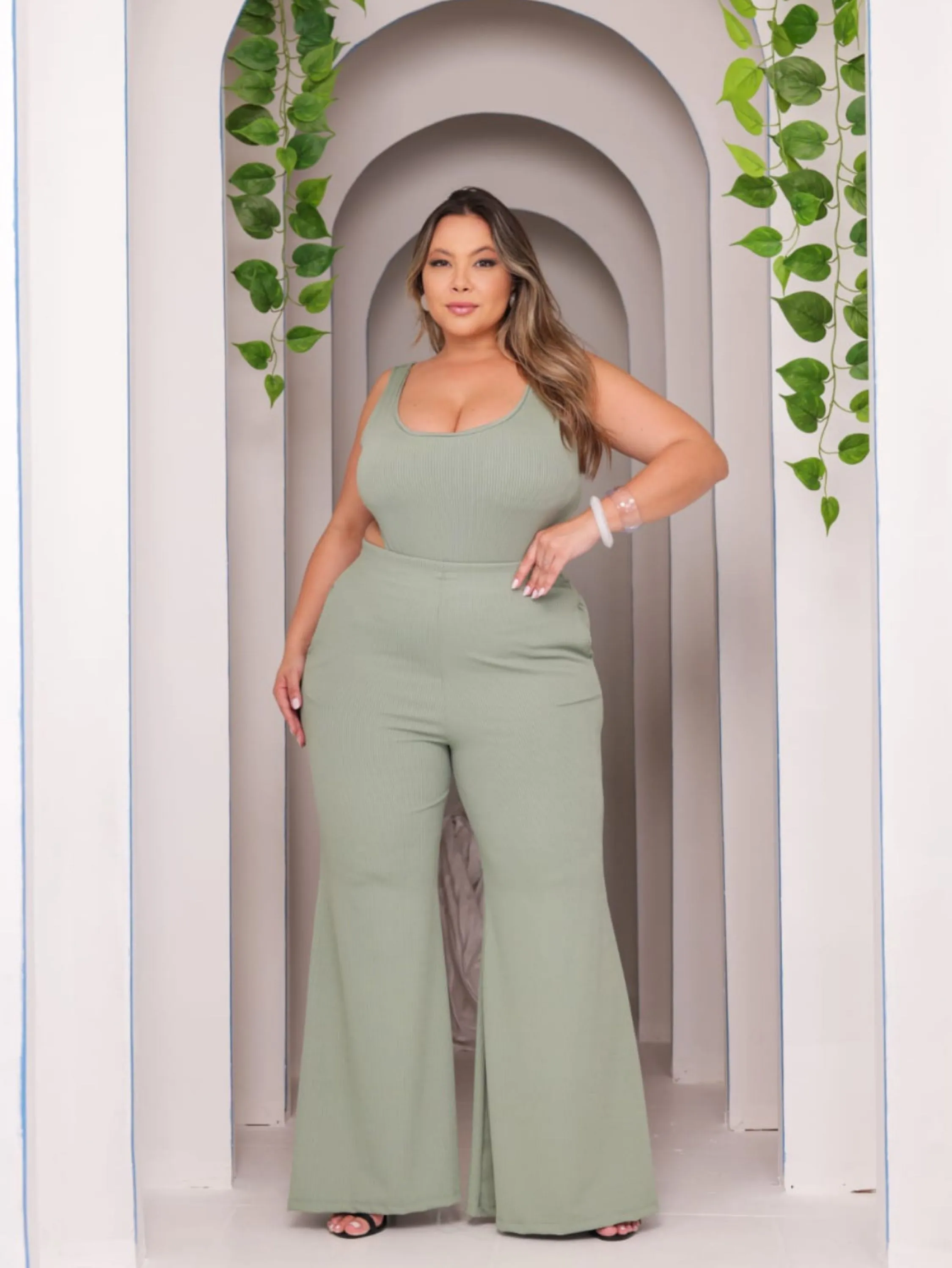 Conjunto body cavado Plus Size