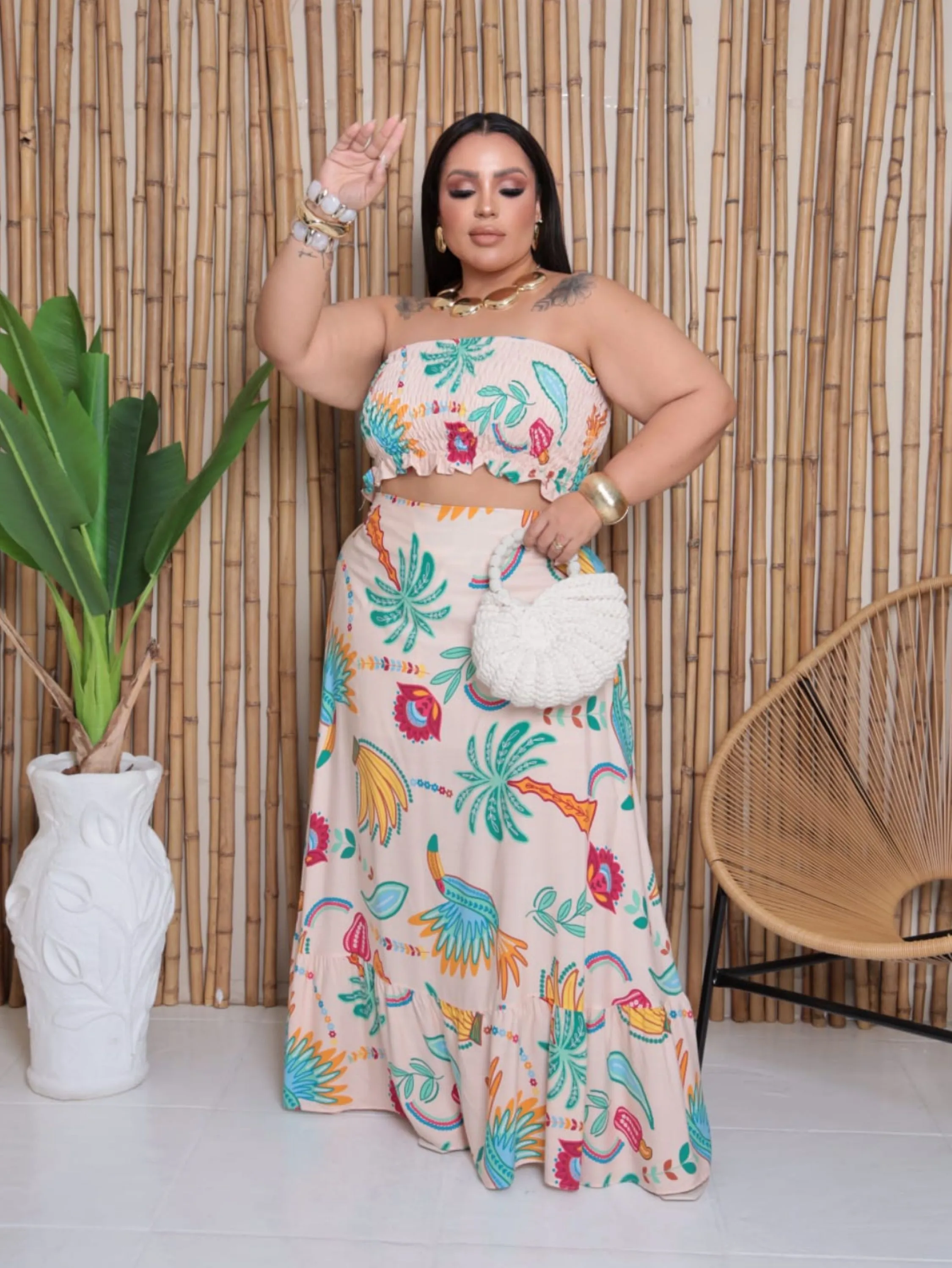 Conjunto cropped e saia Maria Plus Size