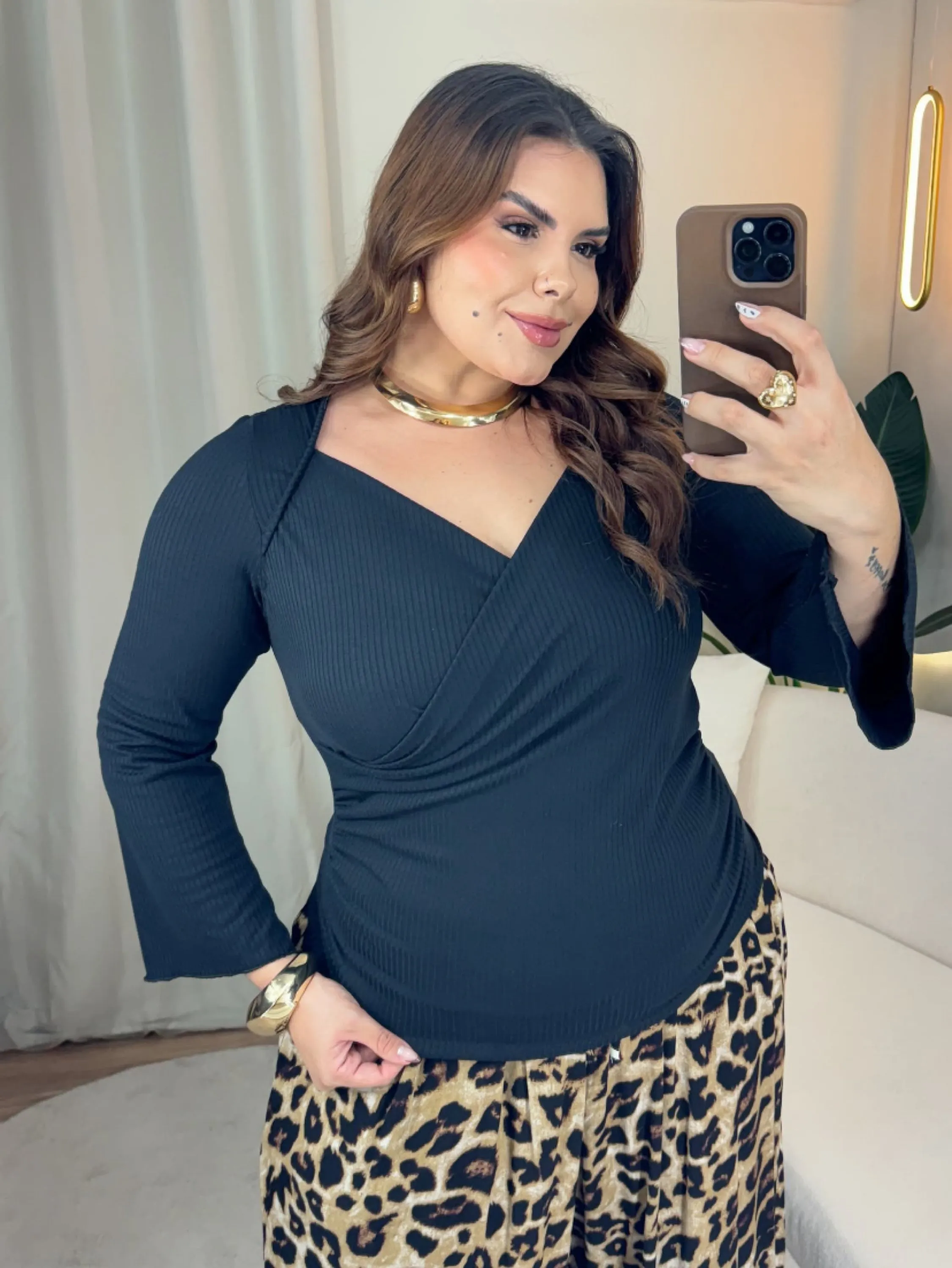 Blusa Paloma manga longa Plus Size