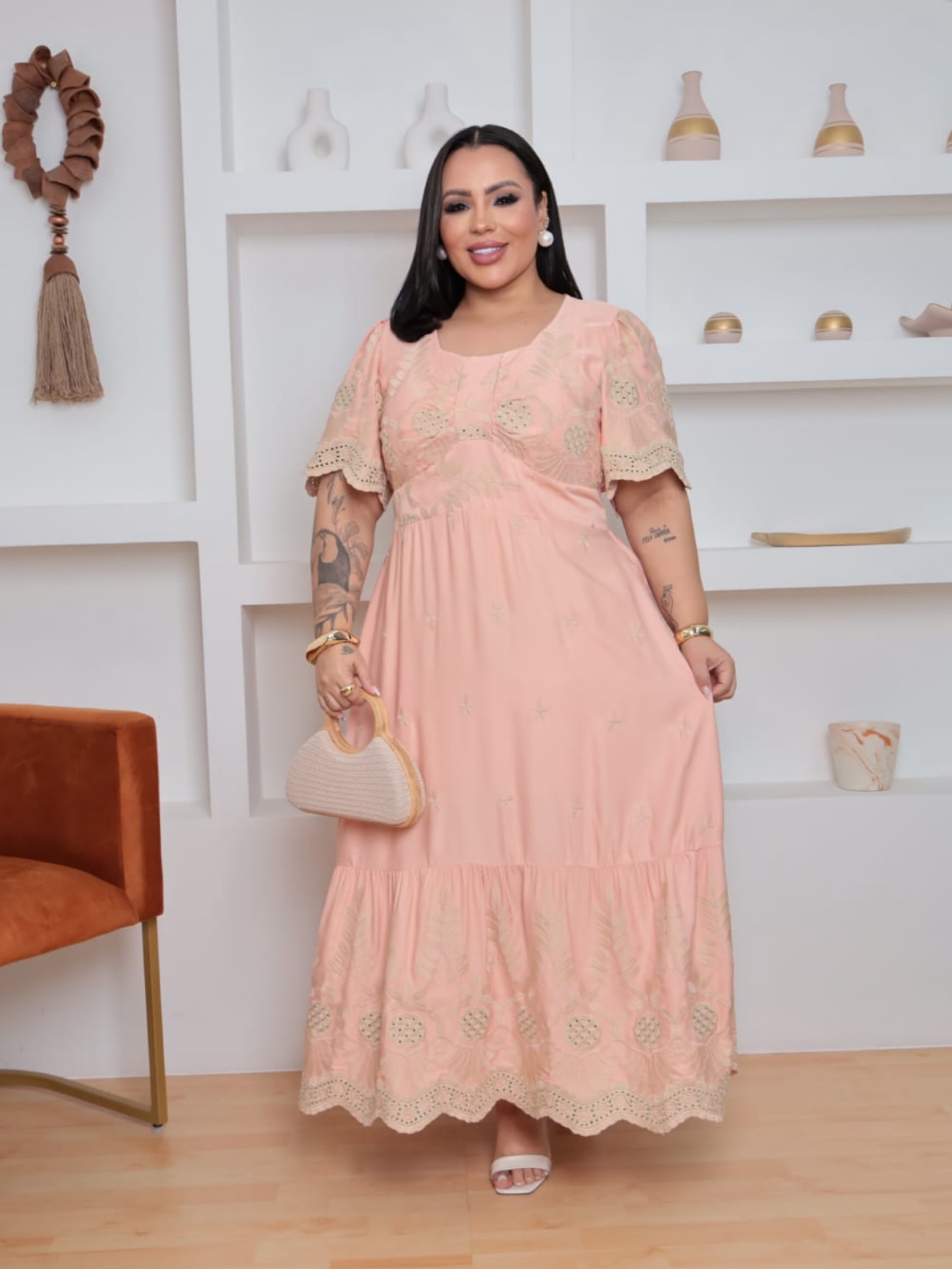 Vestido bordado Sueli Plus Size