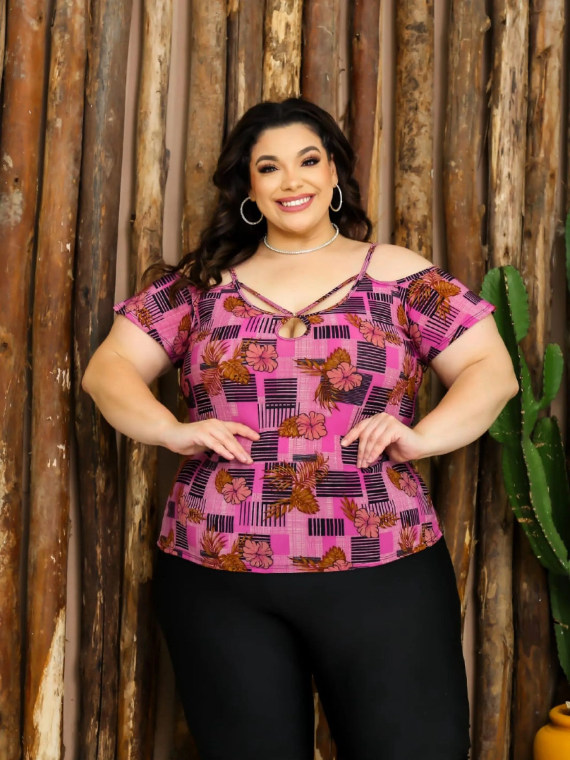 Blusinha ciganinha Evelyn Plus Size