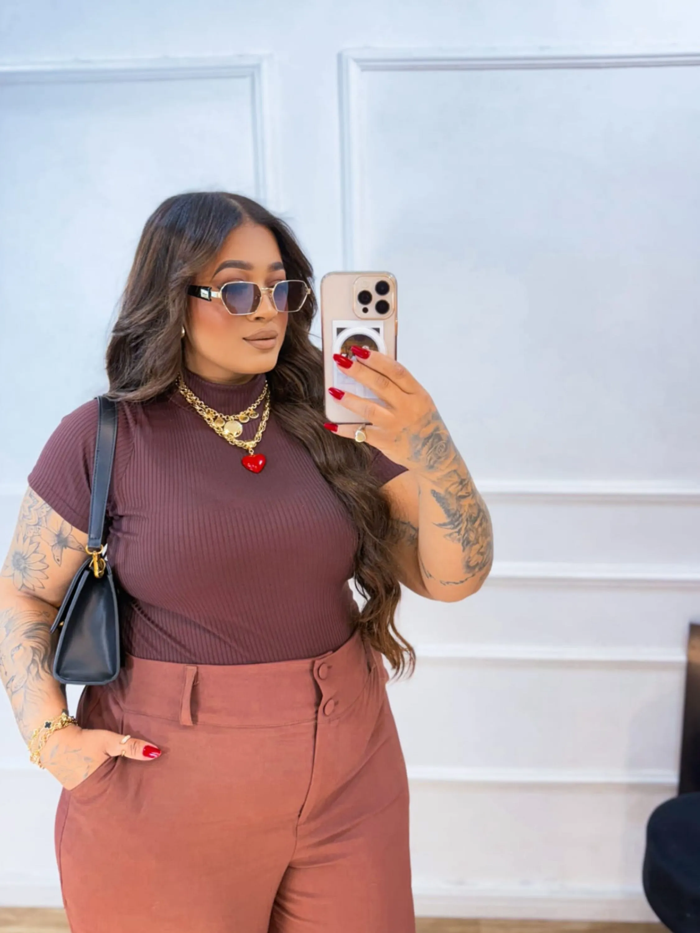 Blusa manguinha gola alta Plus Size