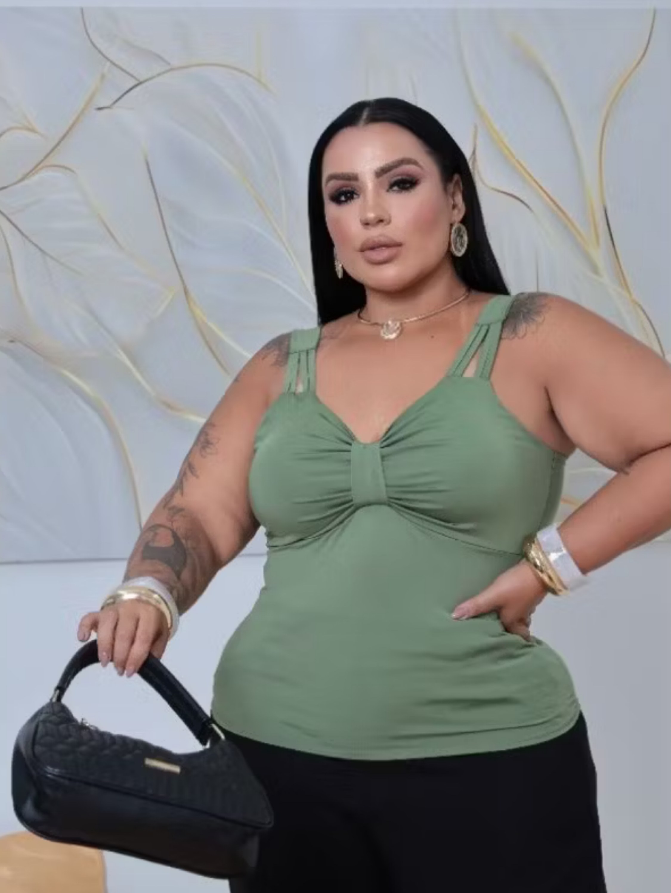 Blusa laço Plus Size