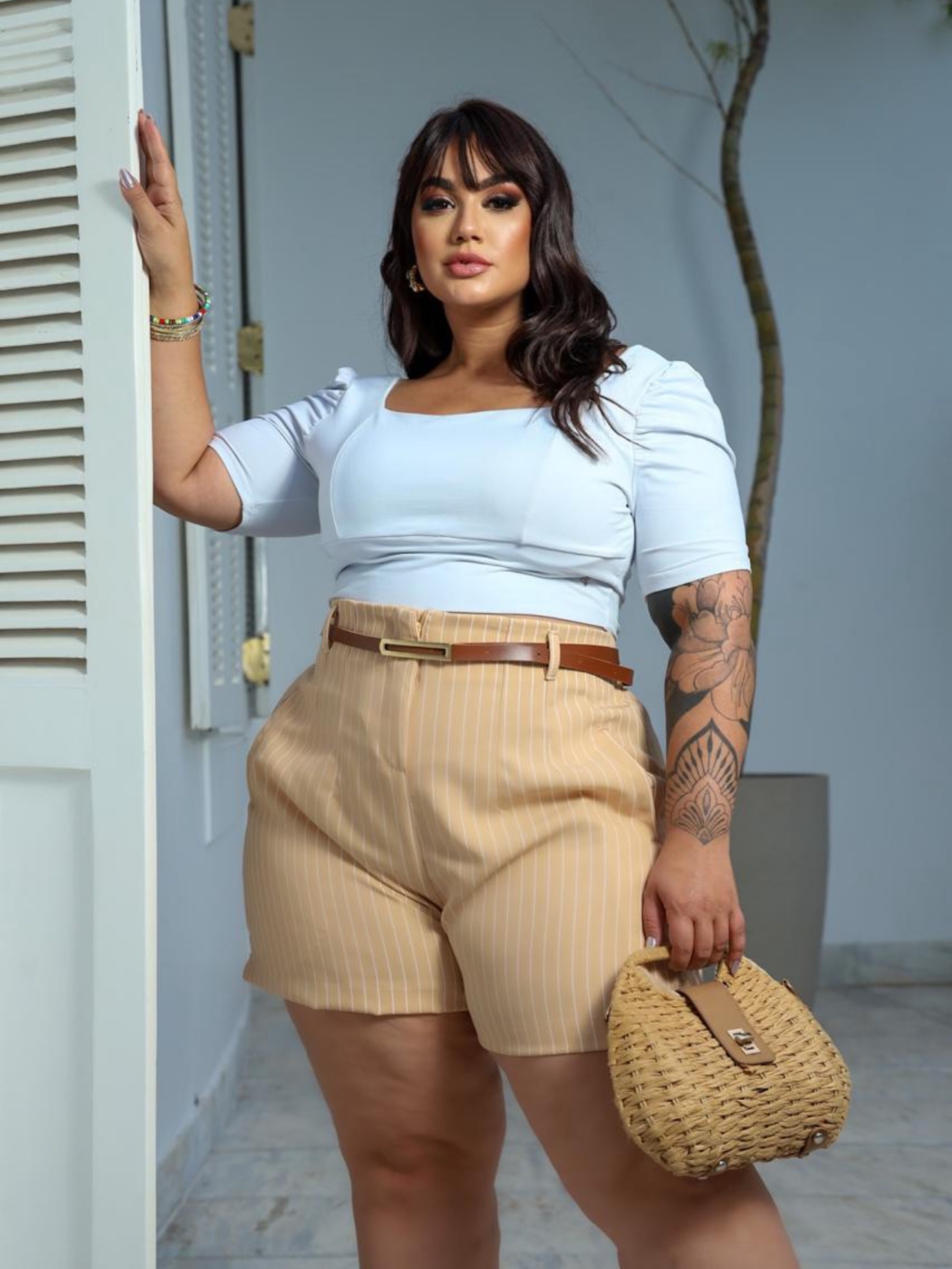 Shorts Zara risca de giz Plus Size