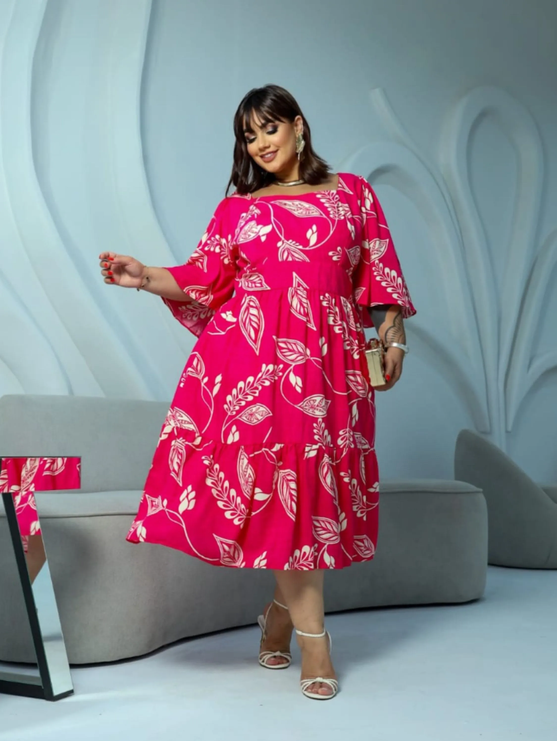 Vestido mídi flare Plus Size