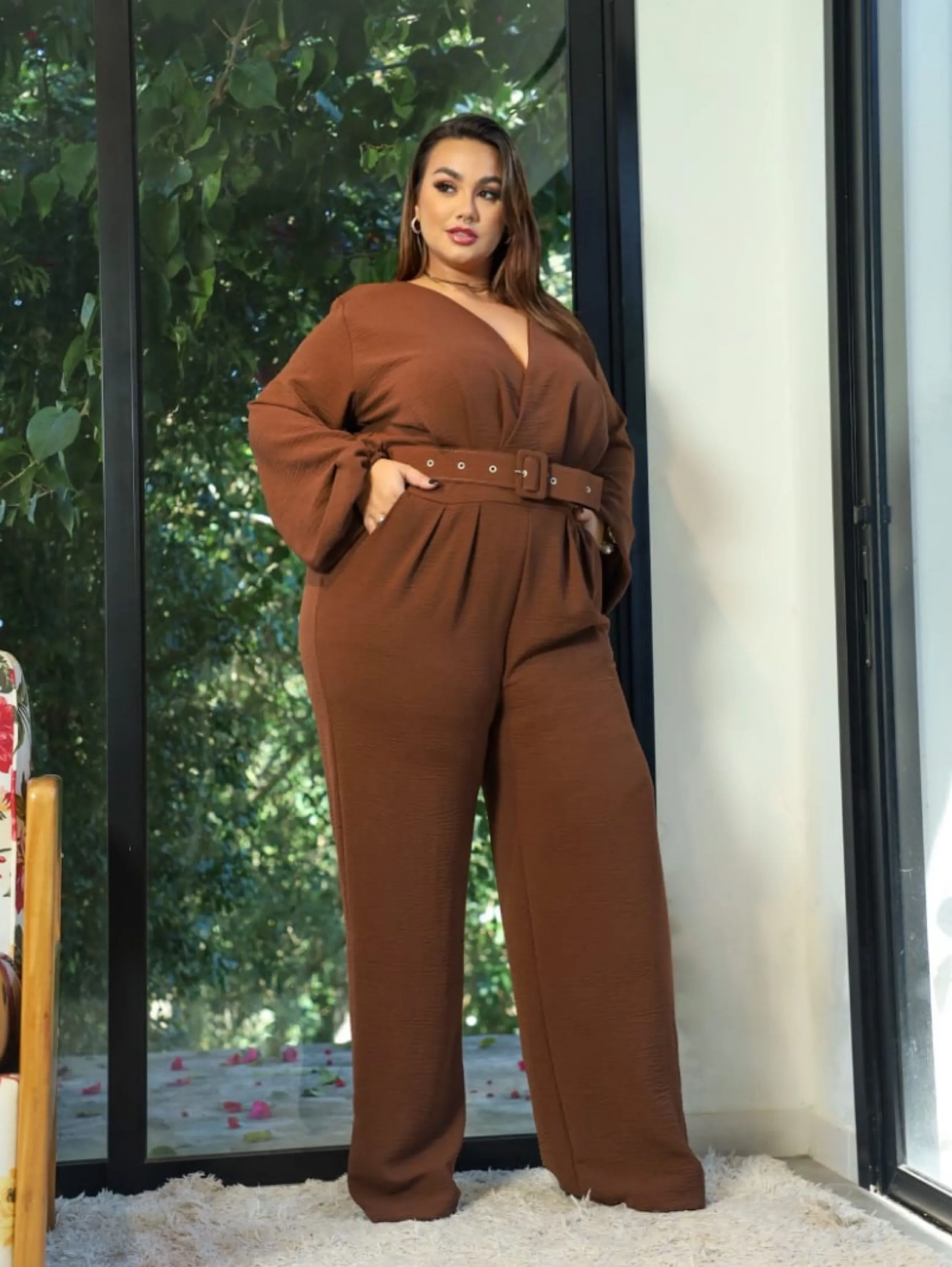 Macacão longo cinto Plus Size