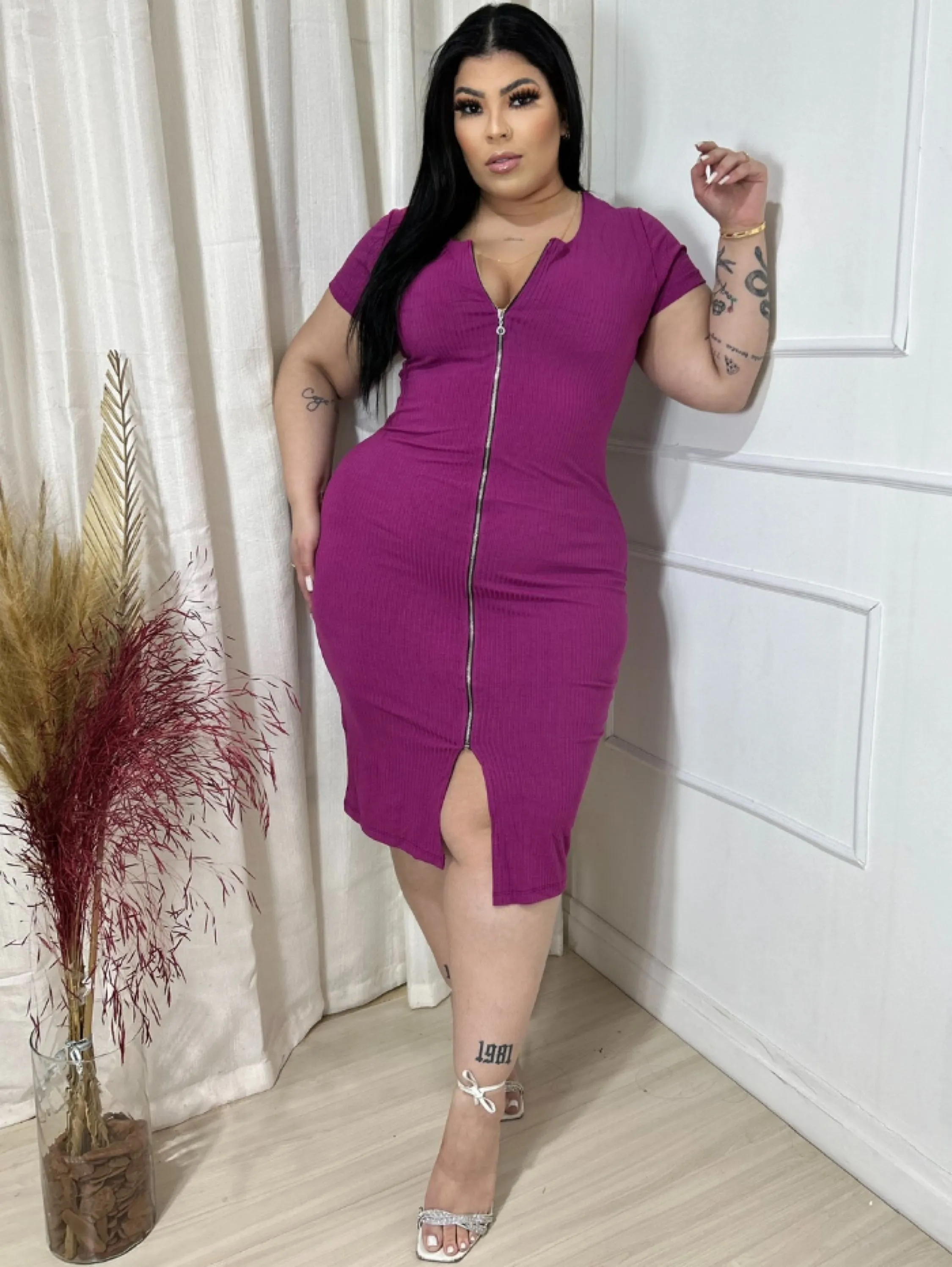 Vestido zíper Mirela Plus Size