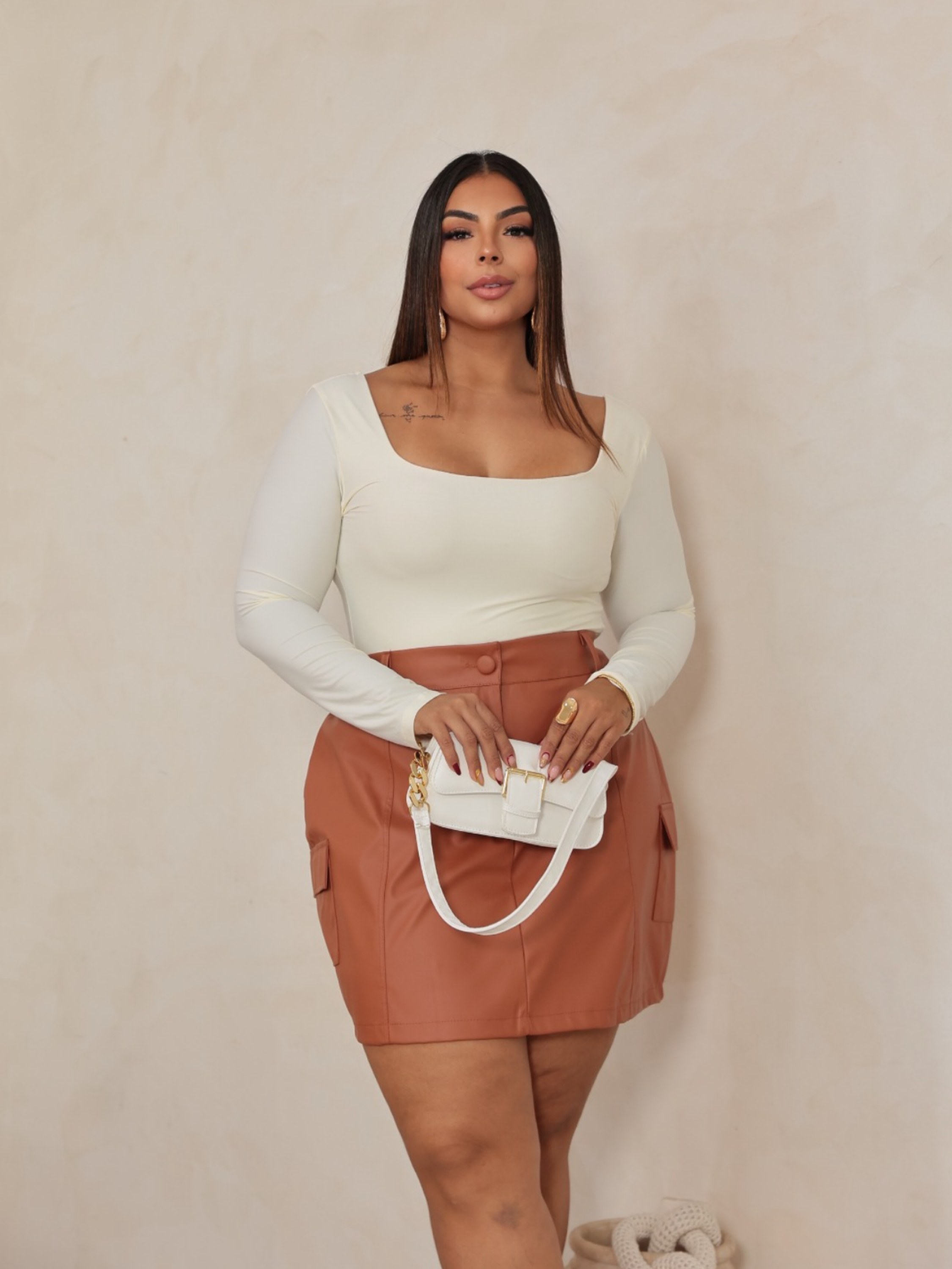 Saia botão cargo Plus Size