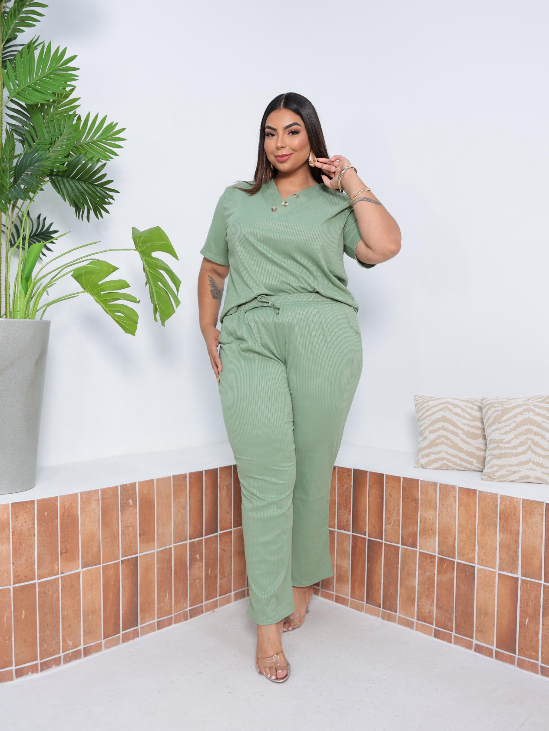 Conjunto canelado manga curta Plus Size