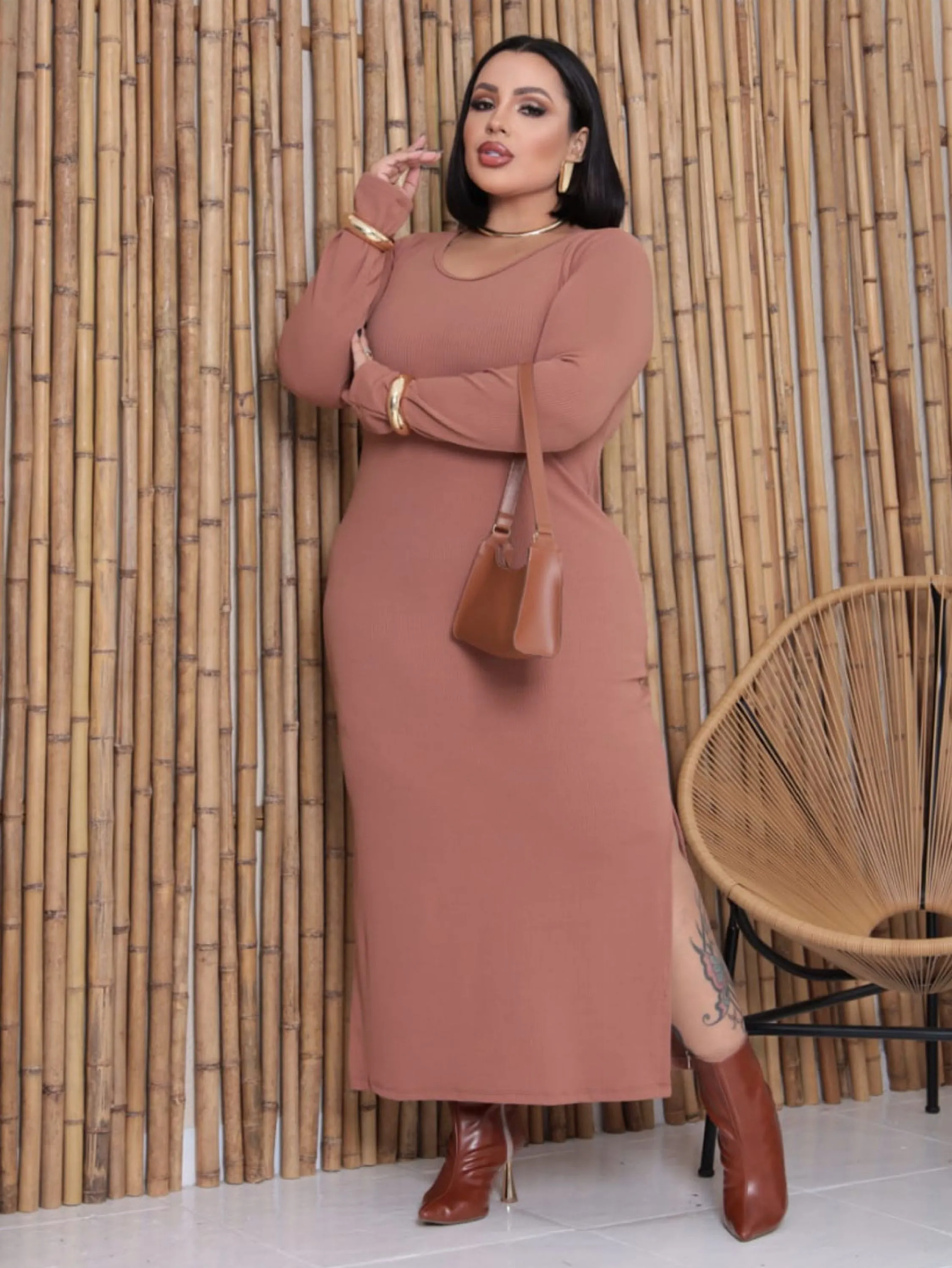 Vestido longo fenda Leila Plus Size