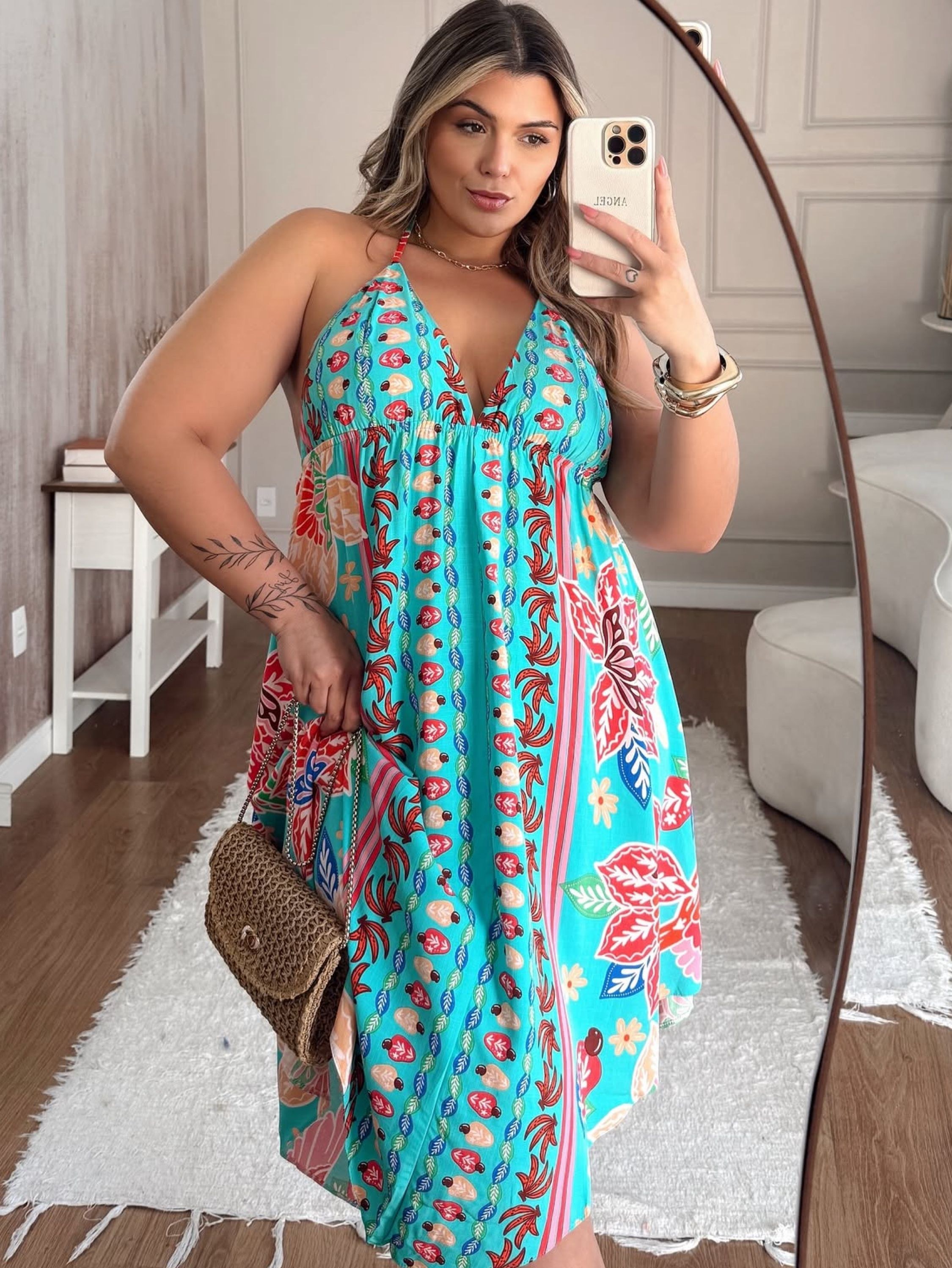 Vestido decote farm Plus Size
