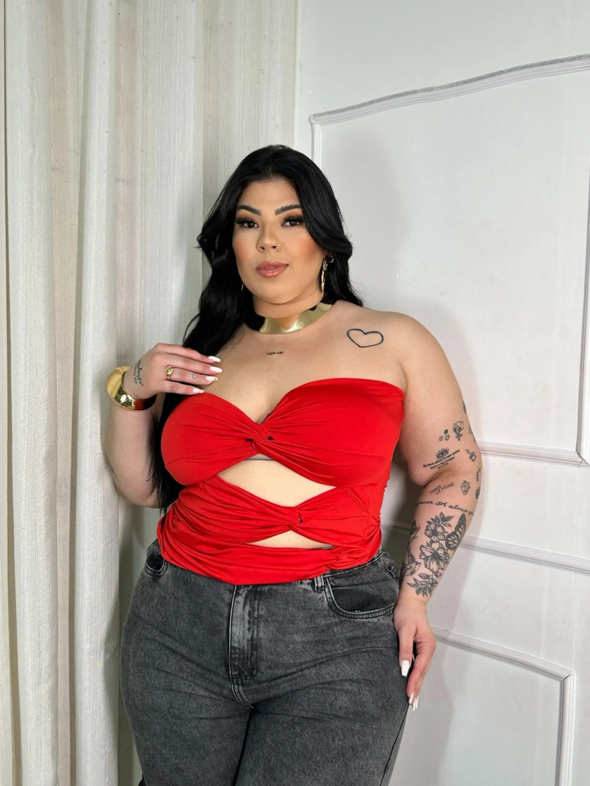 Blusa Flora tomara que caia Plus Size