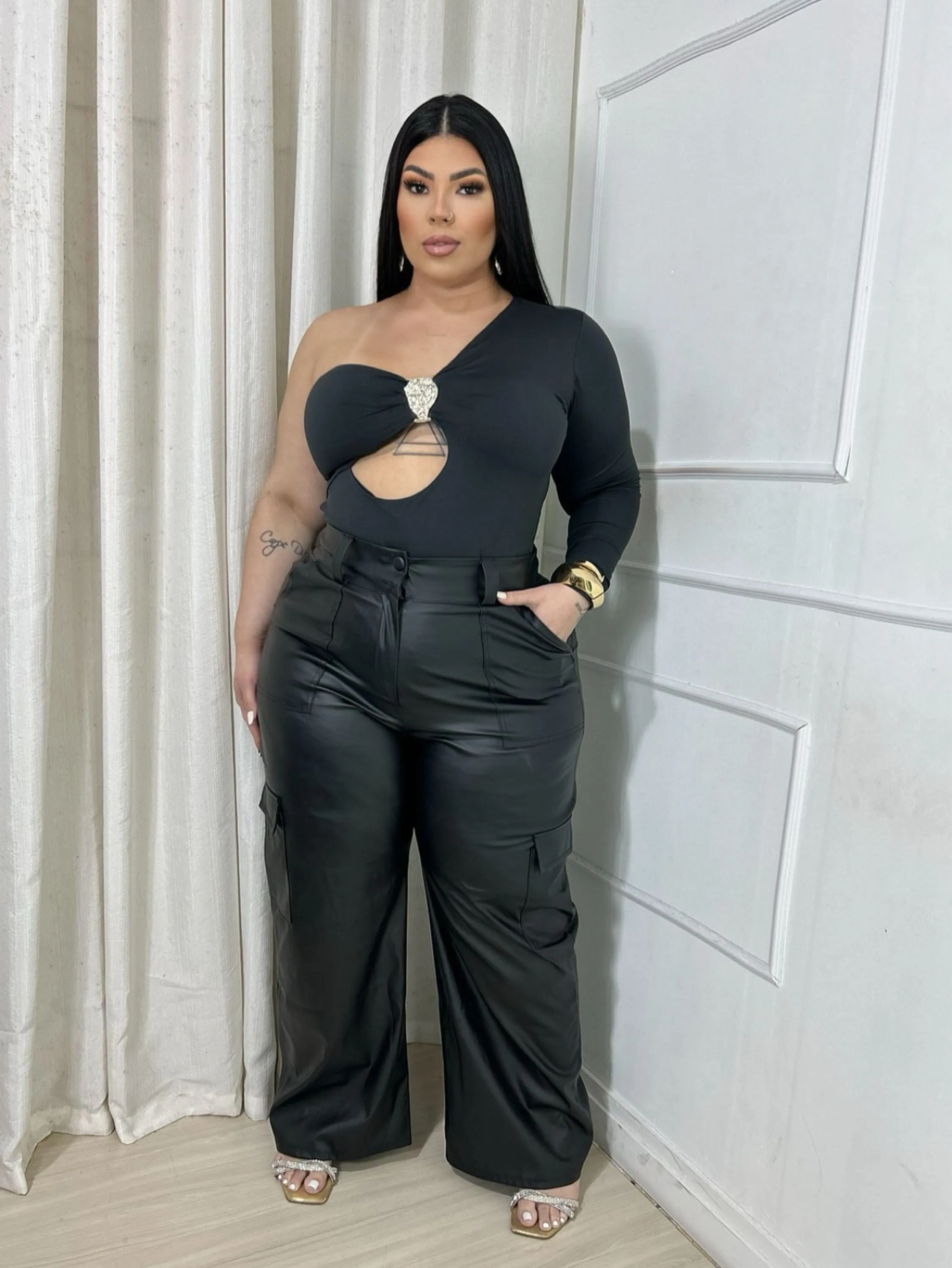 Body Lara manga longa Plus Size