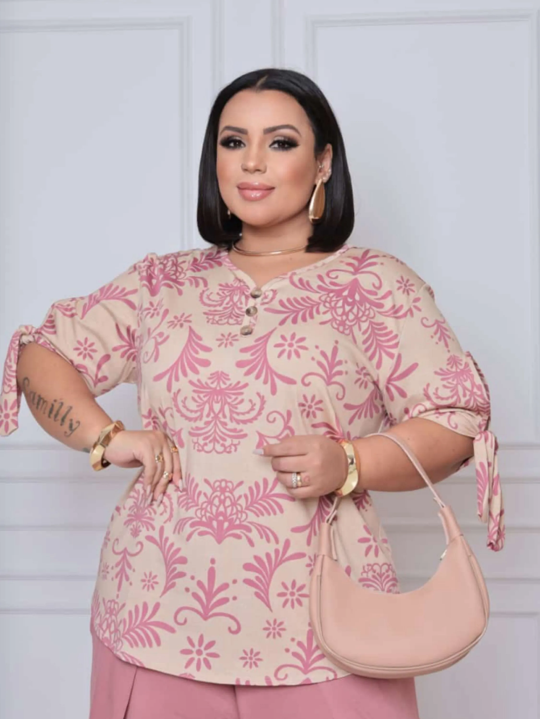 Blusa romantic Agata Plus Size