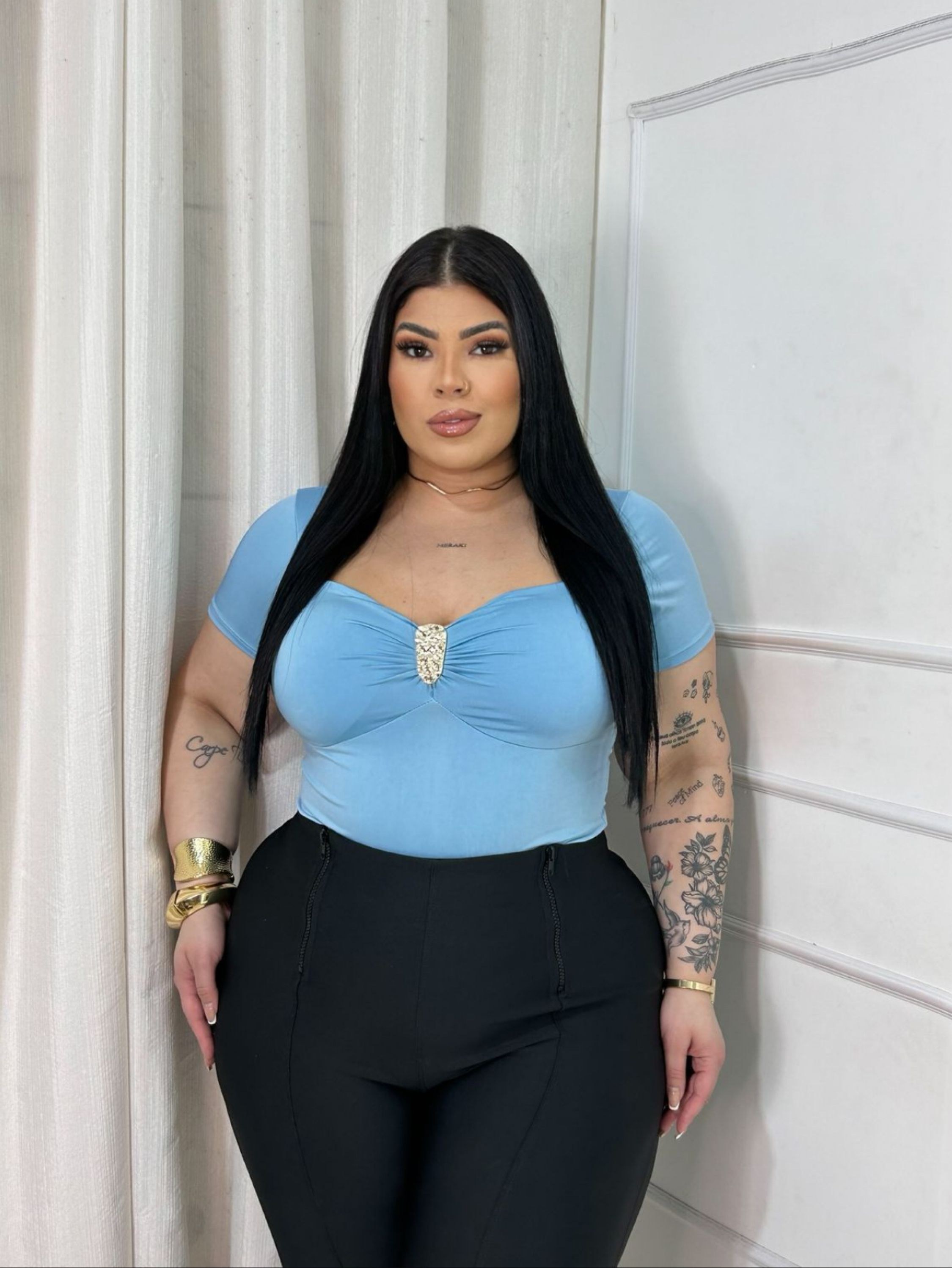 Body Lary manguinha Plus Size