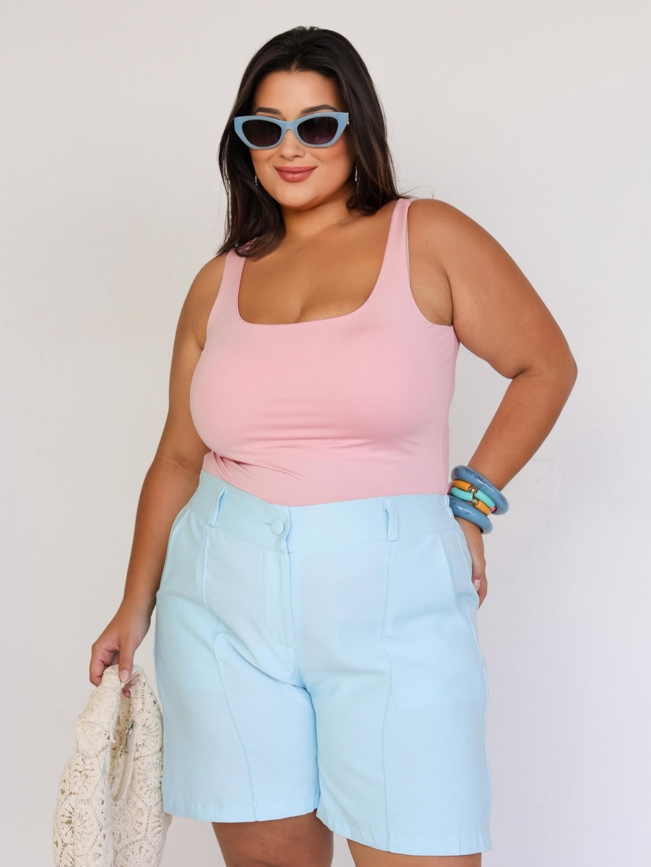 Bermuda botão sensorial Plus Size