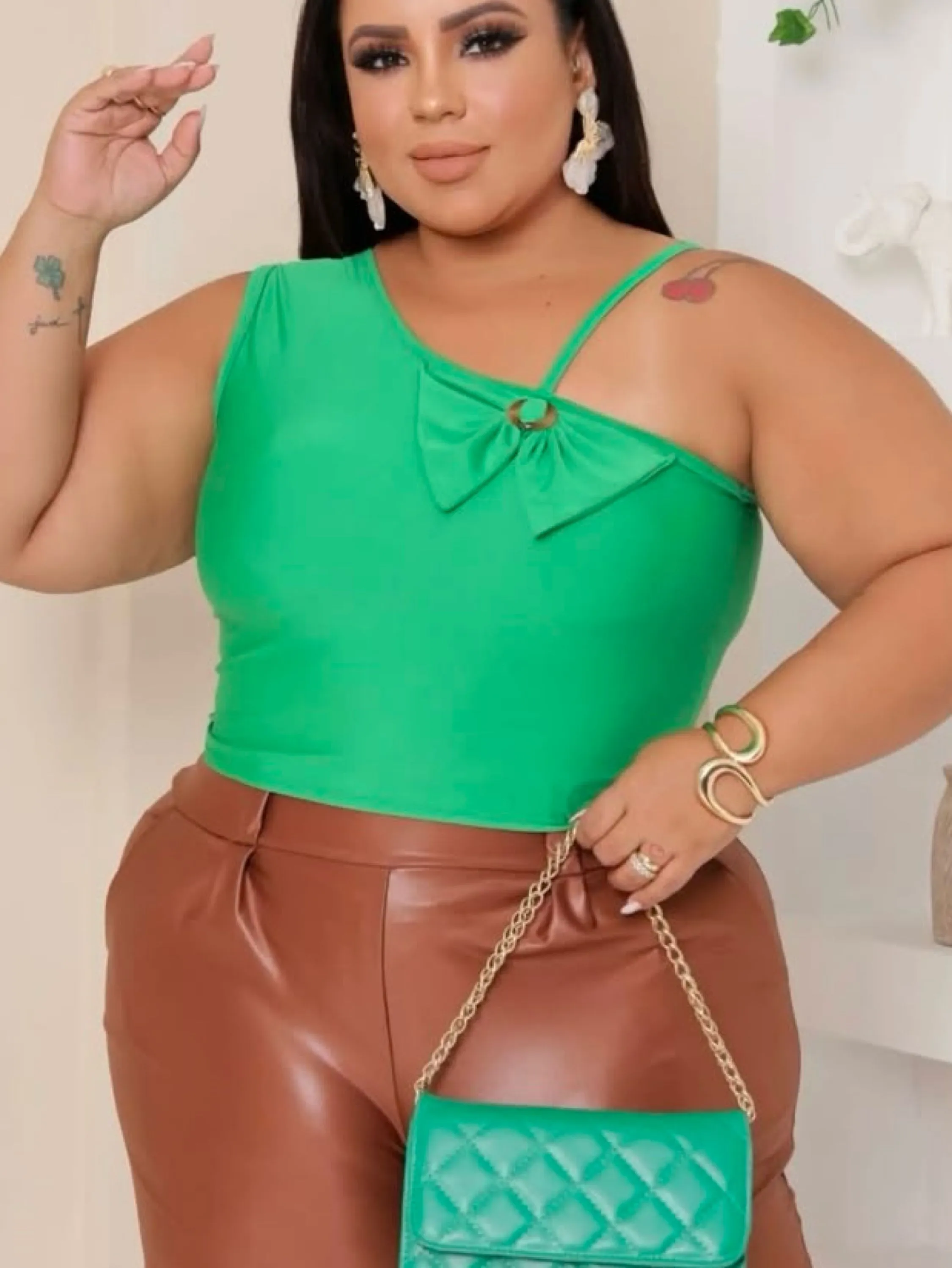 Cropped Loren Plus Size