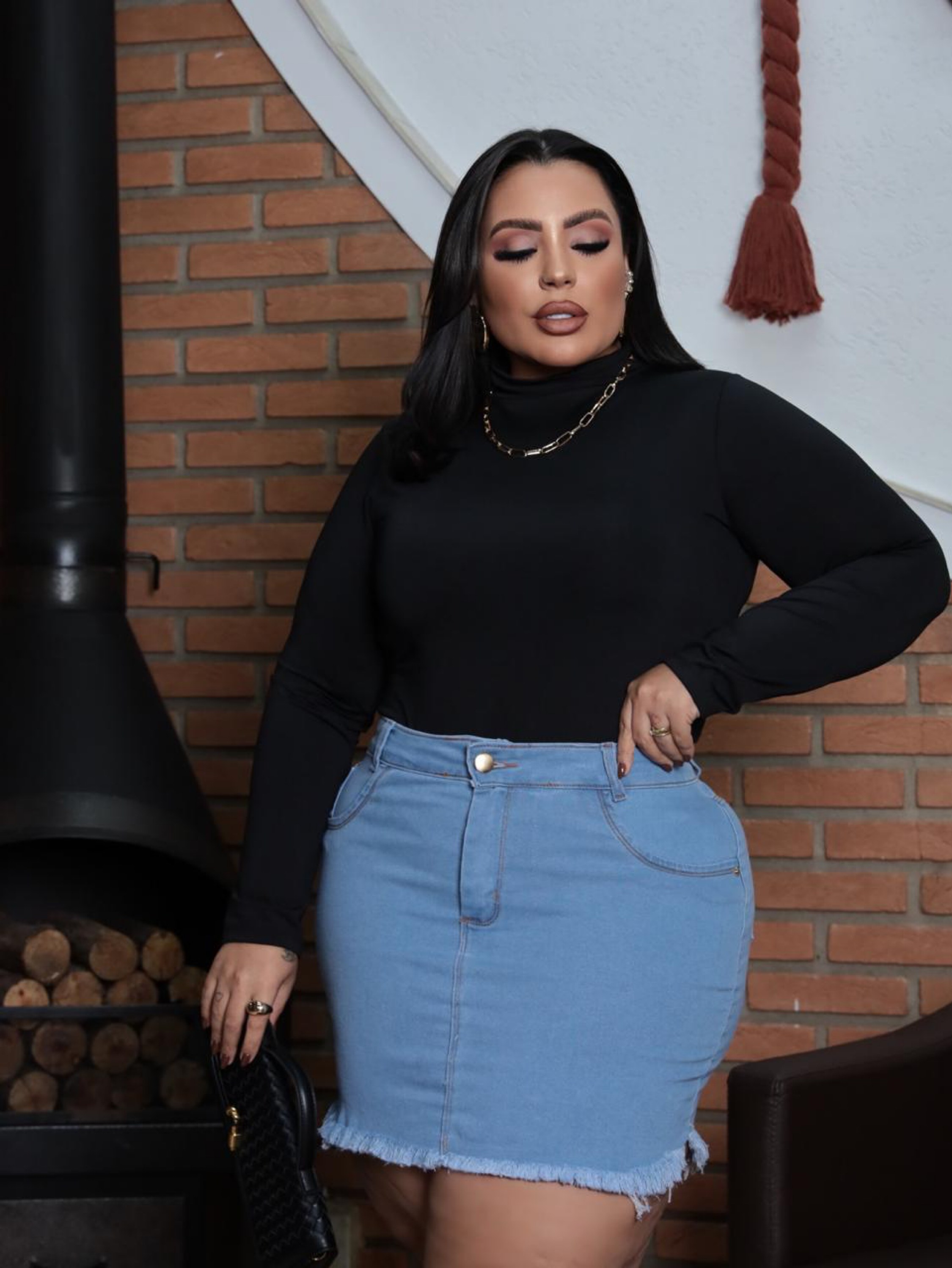 Saia jeans desfiada Plus Size