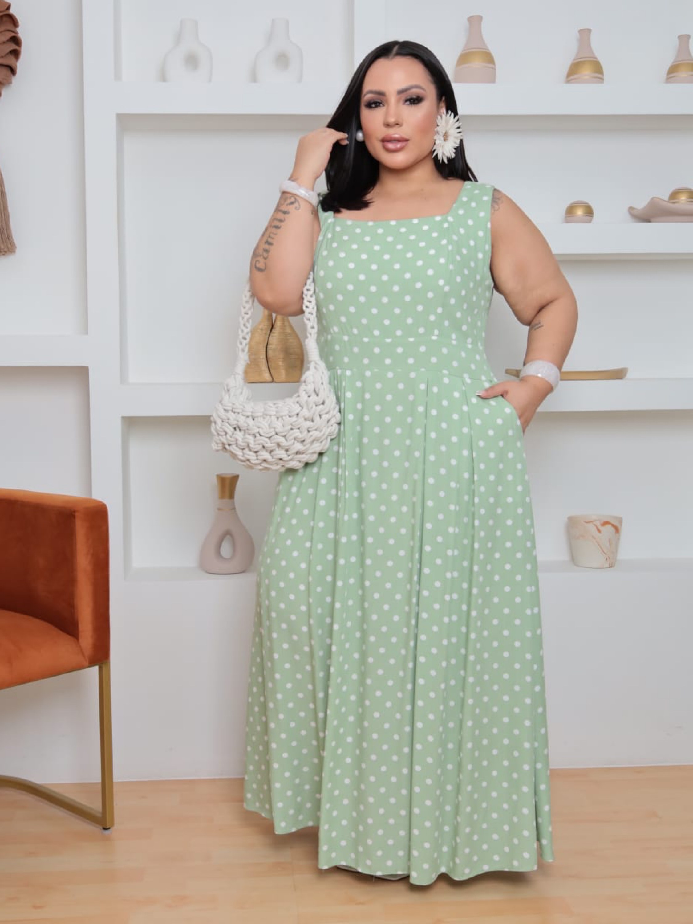 Vestido Magali Poá Plus Size